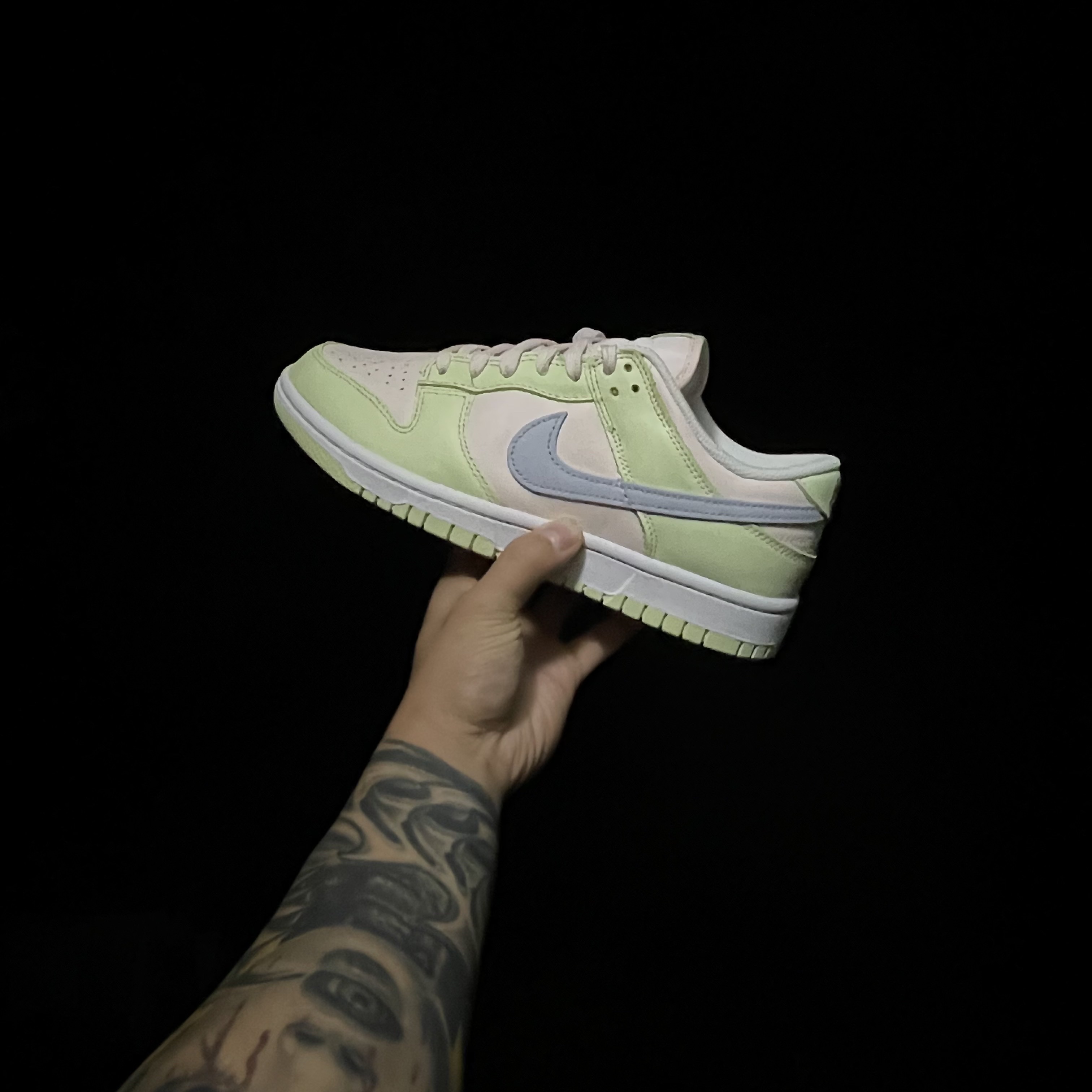 (W) Nike Dunk Low Light Soft Pink 착용 스타일 - 2