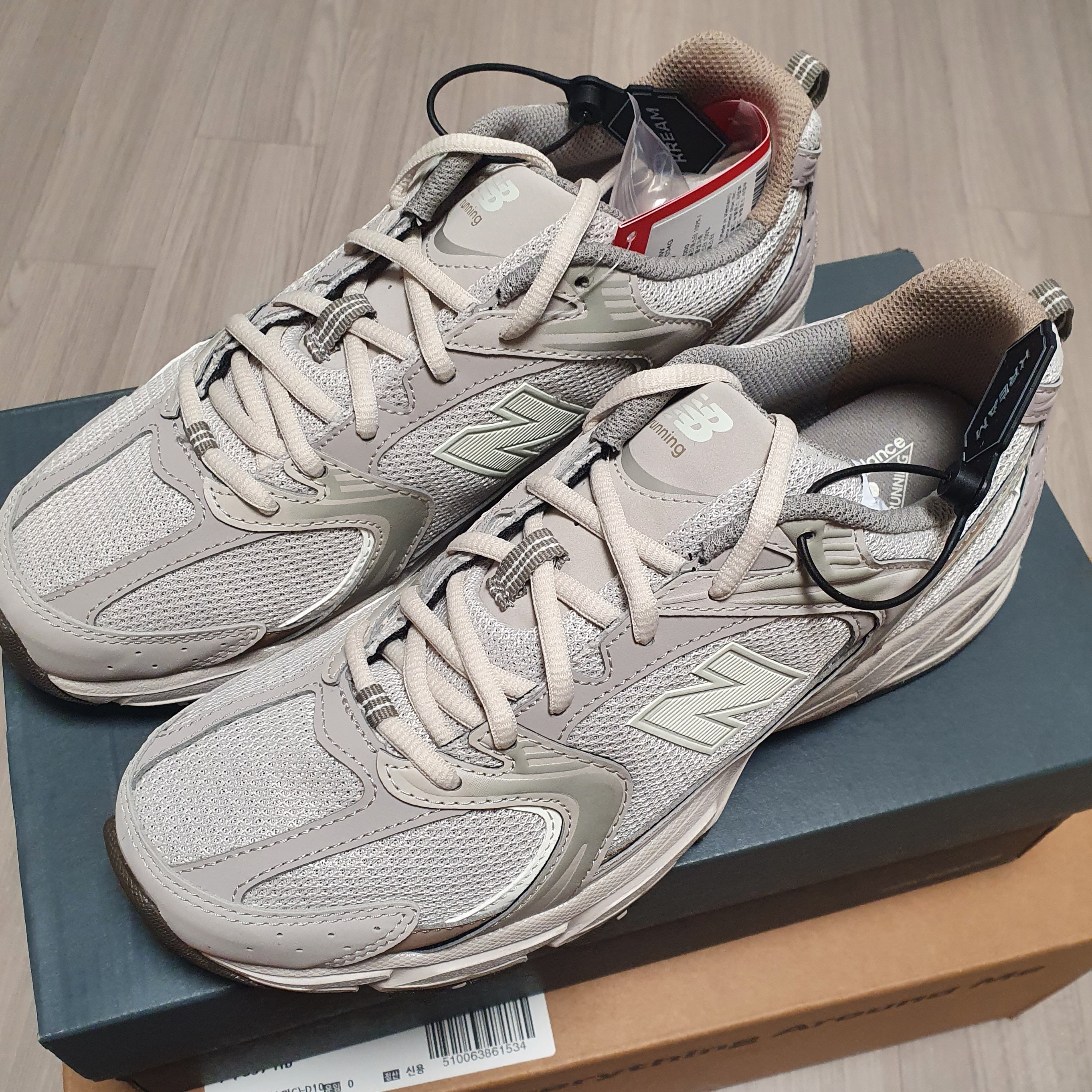 New Balance 530 Mars 착용 스타일 - 1
