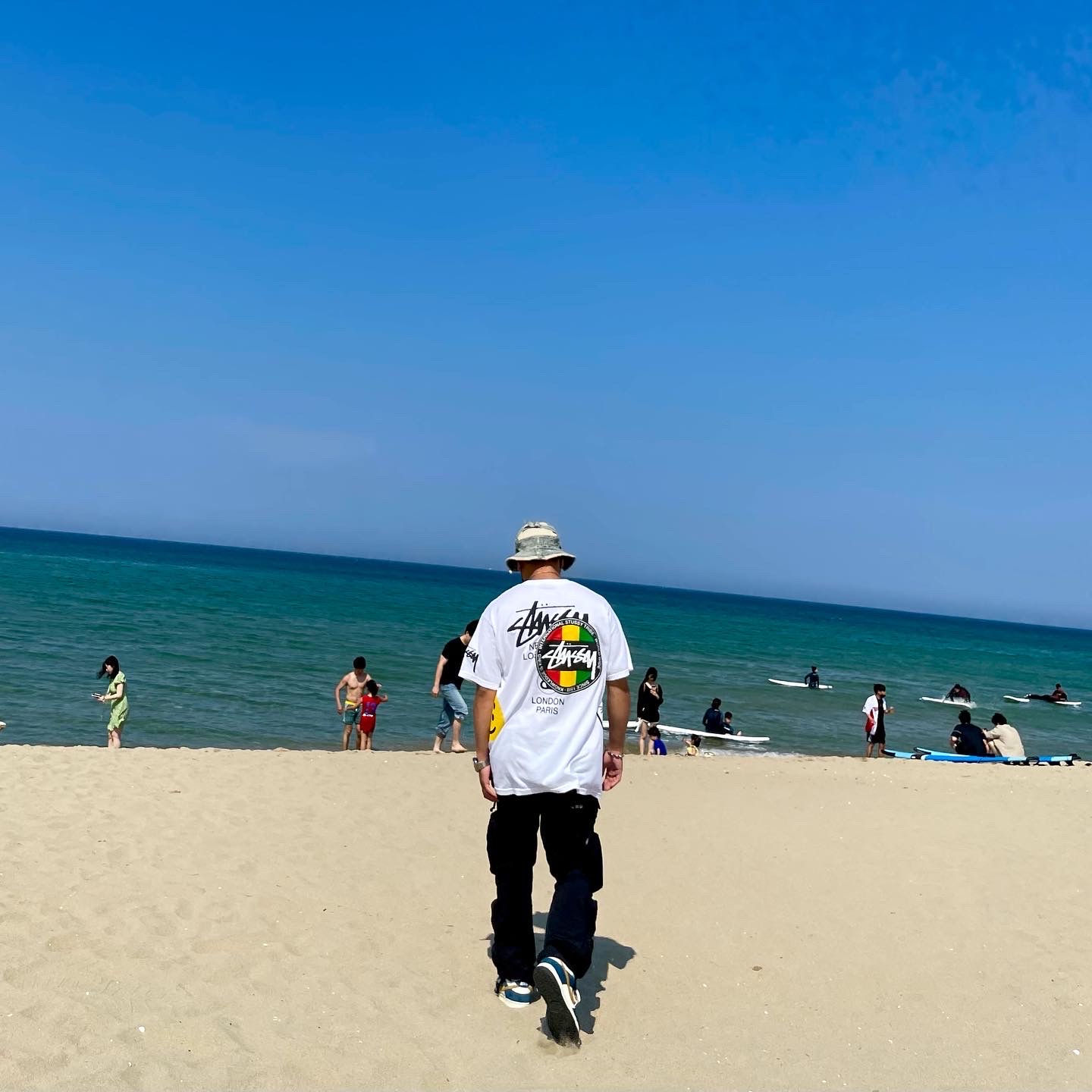 Stussy x Cactus Plant Flea Market USA 2019 T-Shirt White, Nike x Kasina Dunk Low 80's Bus 착용 스타일 - 2