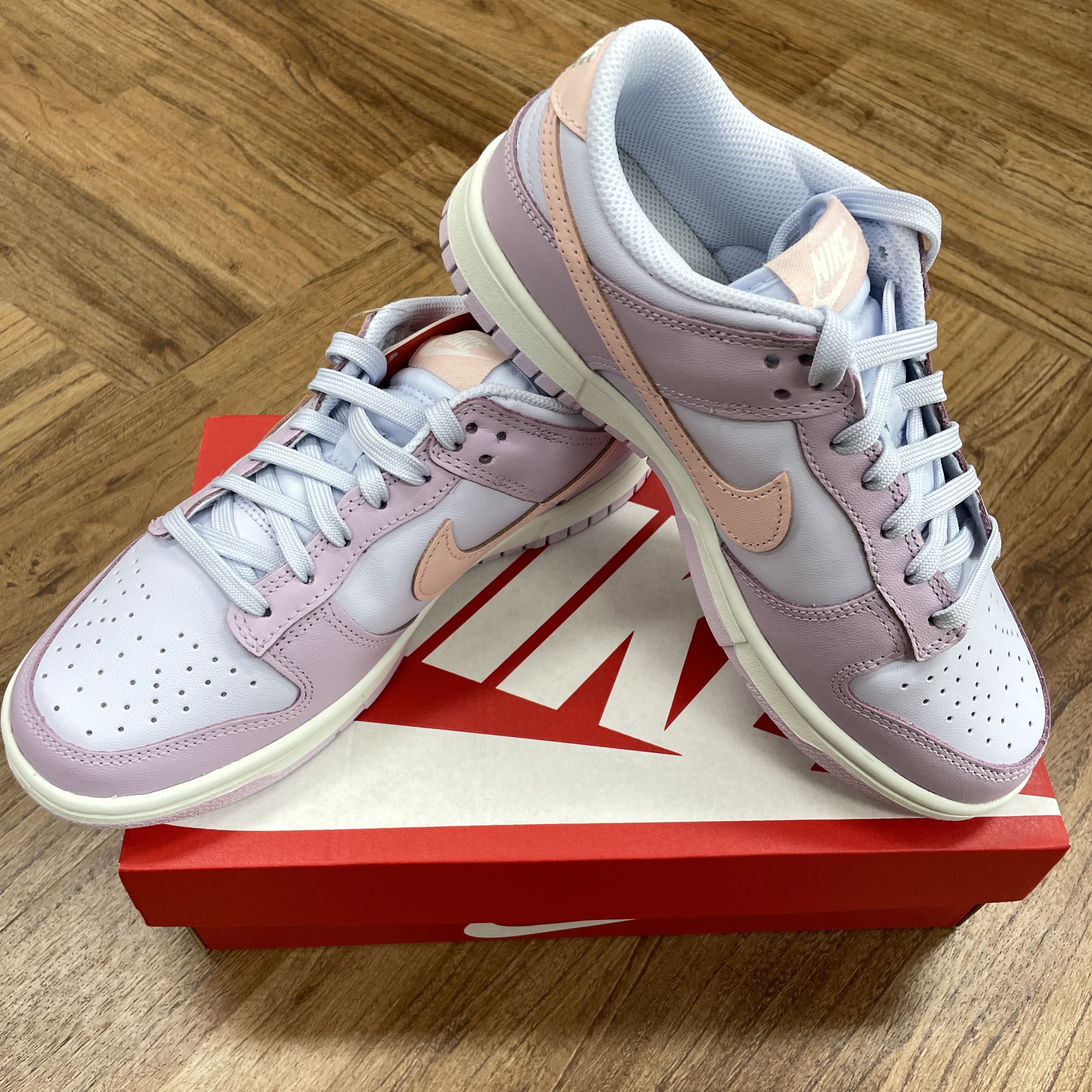 (W) Nike Dunk Low Atmosphere Pink 착용 스타일 - 1