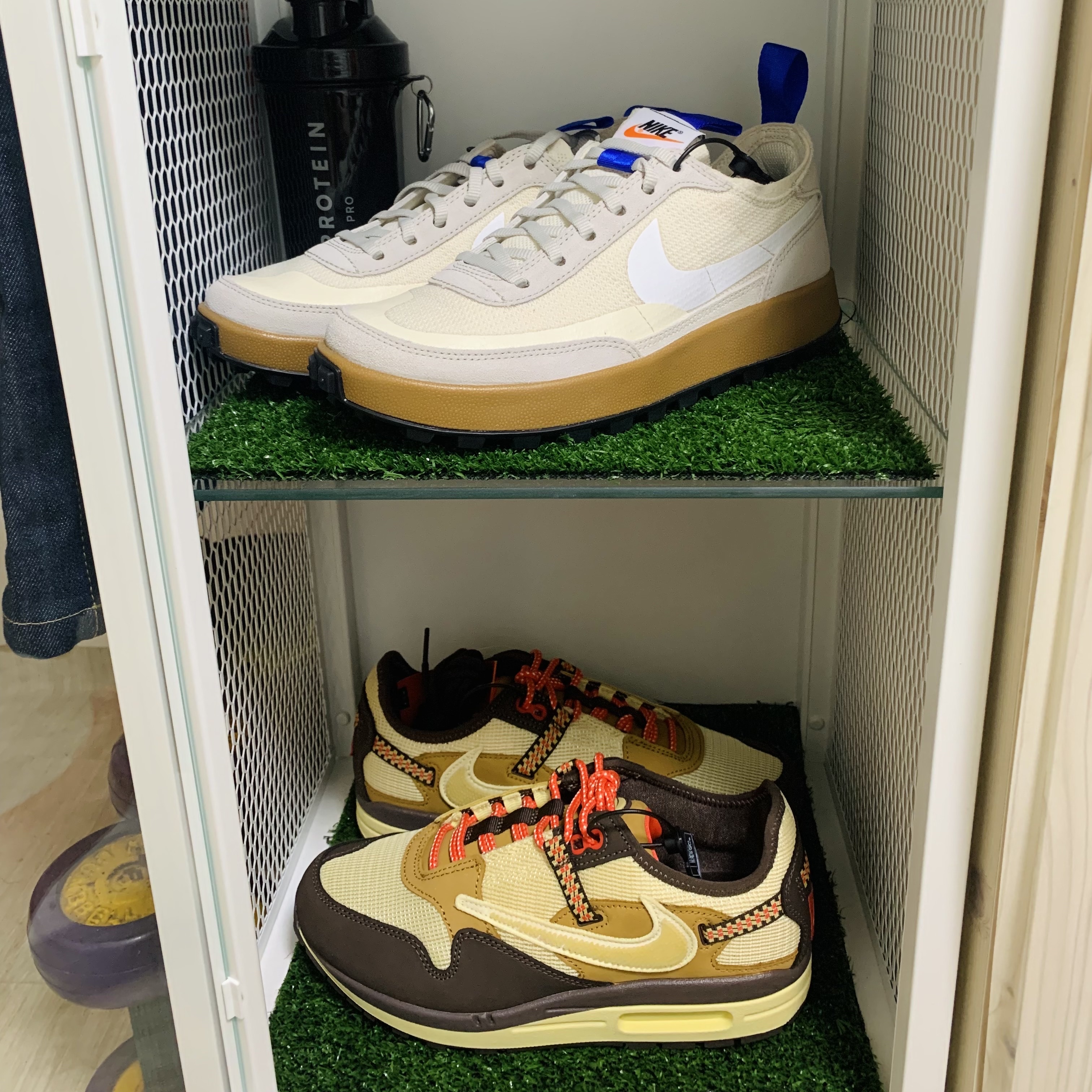 Nike x Tom Sachs General Purpose Shoe Light Cream, Nike x Travis Scott Air Max 1 Cact.us Brown 착용 스타일 - 2