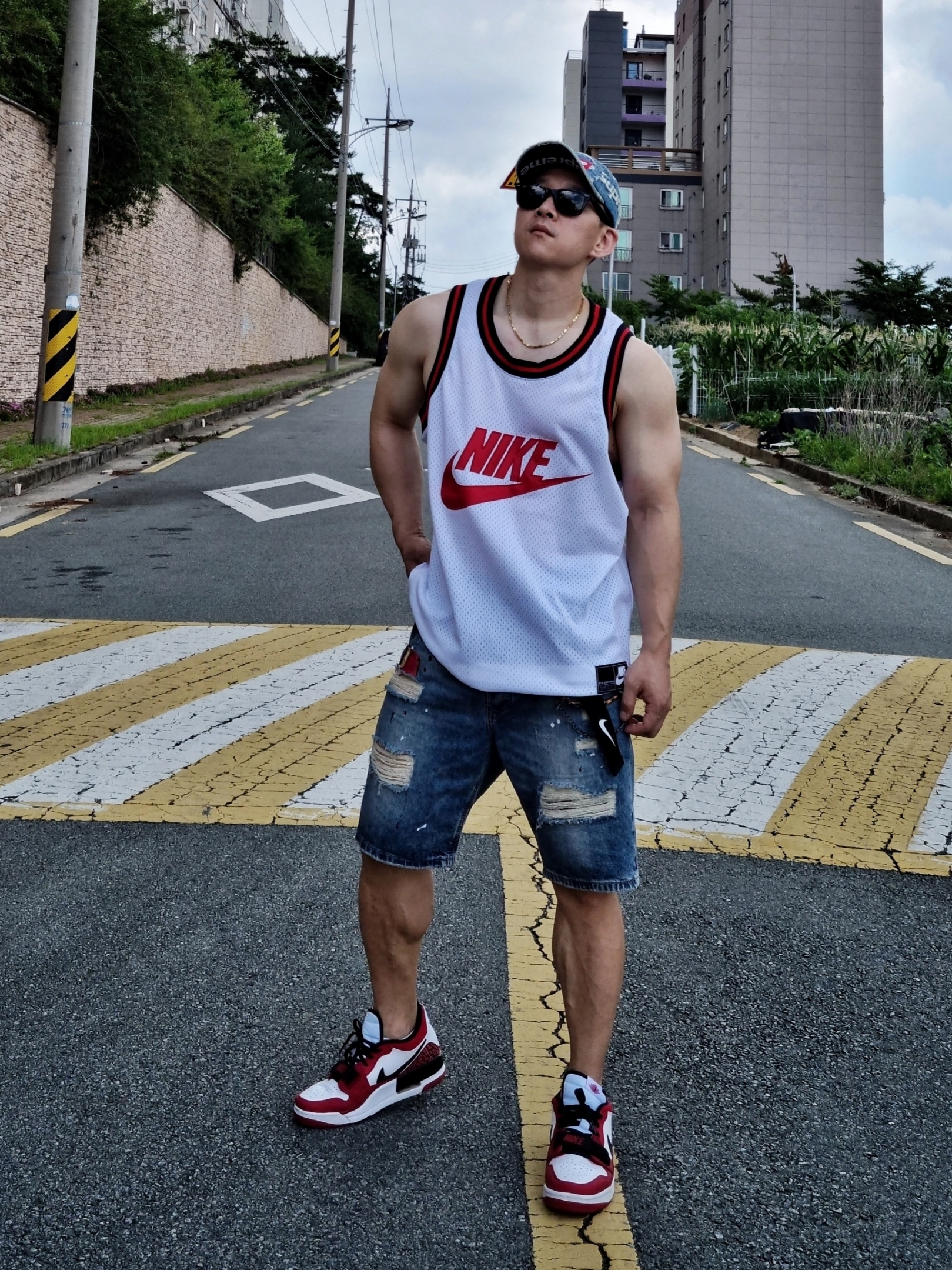 Jordan Legacy 312 Low Chicago 2022, Supreme Frayed Logos Denim Camp Cap Blue - 21SS 착용 스타일 - 1
