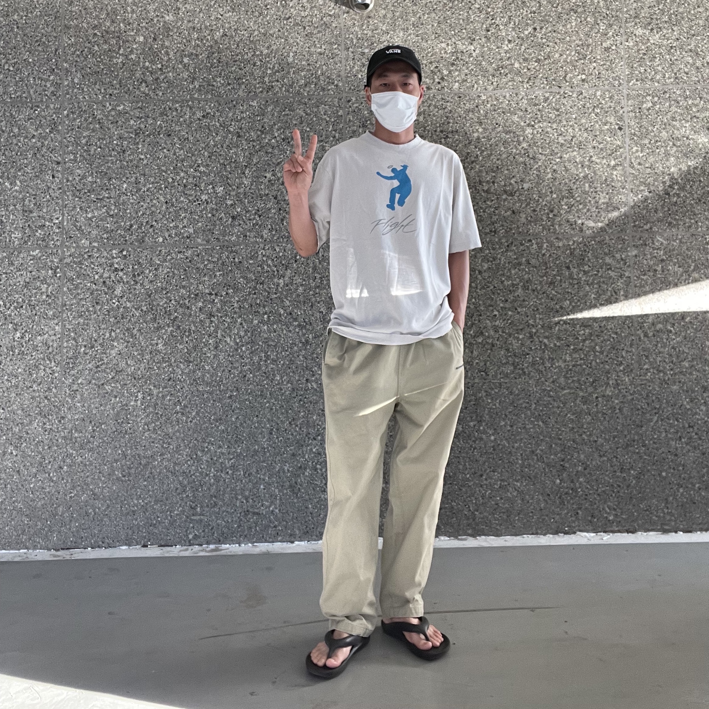 Jordan x Union Graphic T-Shirt Photon Dust - US/EU 착용 스타일