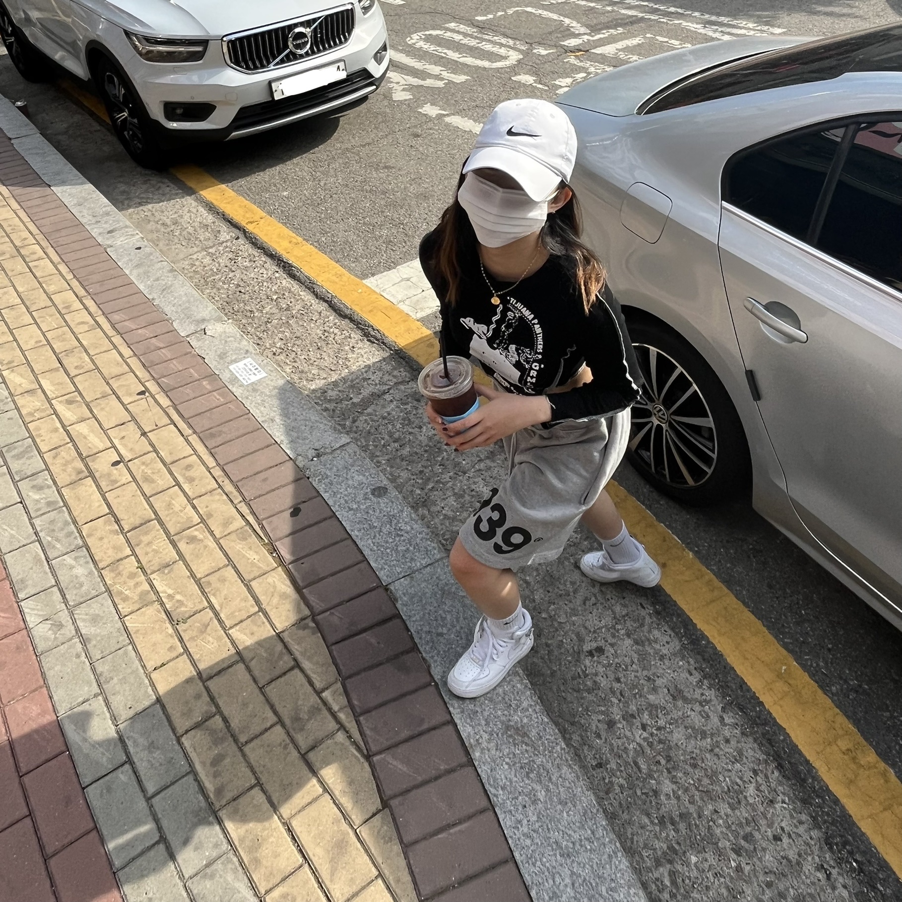 (W) Nike Air Force 1 High White 착용 스타일