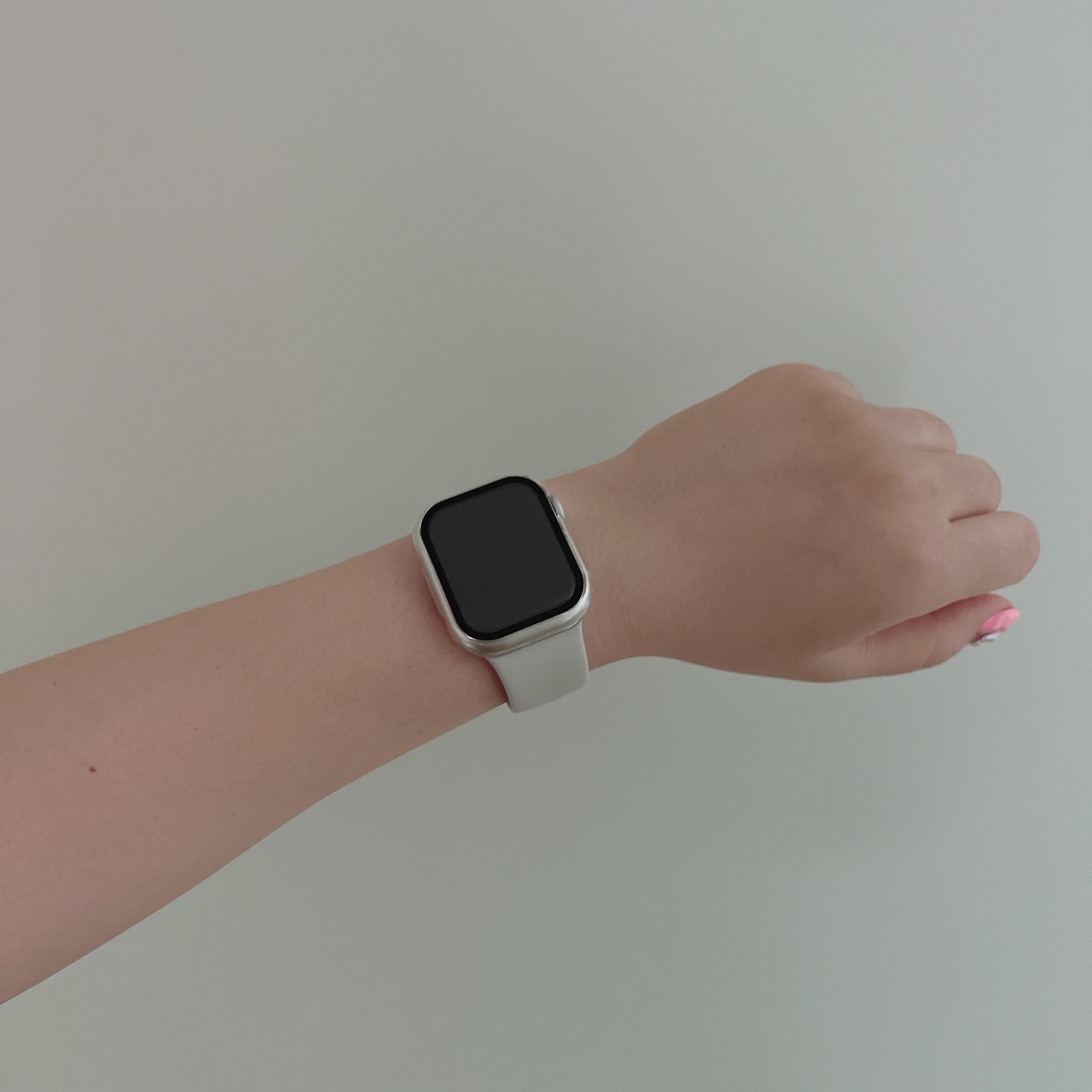 Apple Watch Series 7 41mm Cellular Starlight Aluminum Case with Sport Band Starlight (Korean Ver.) 착용 스타일