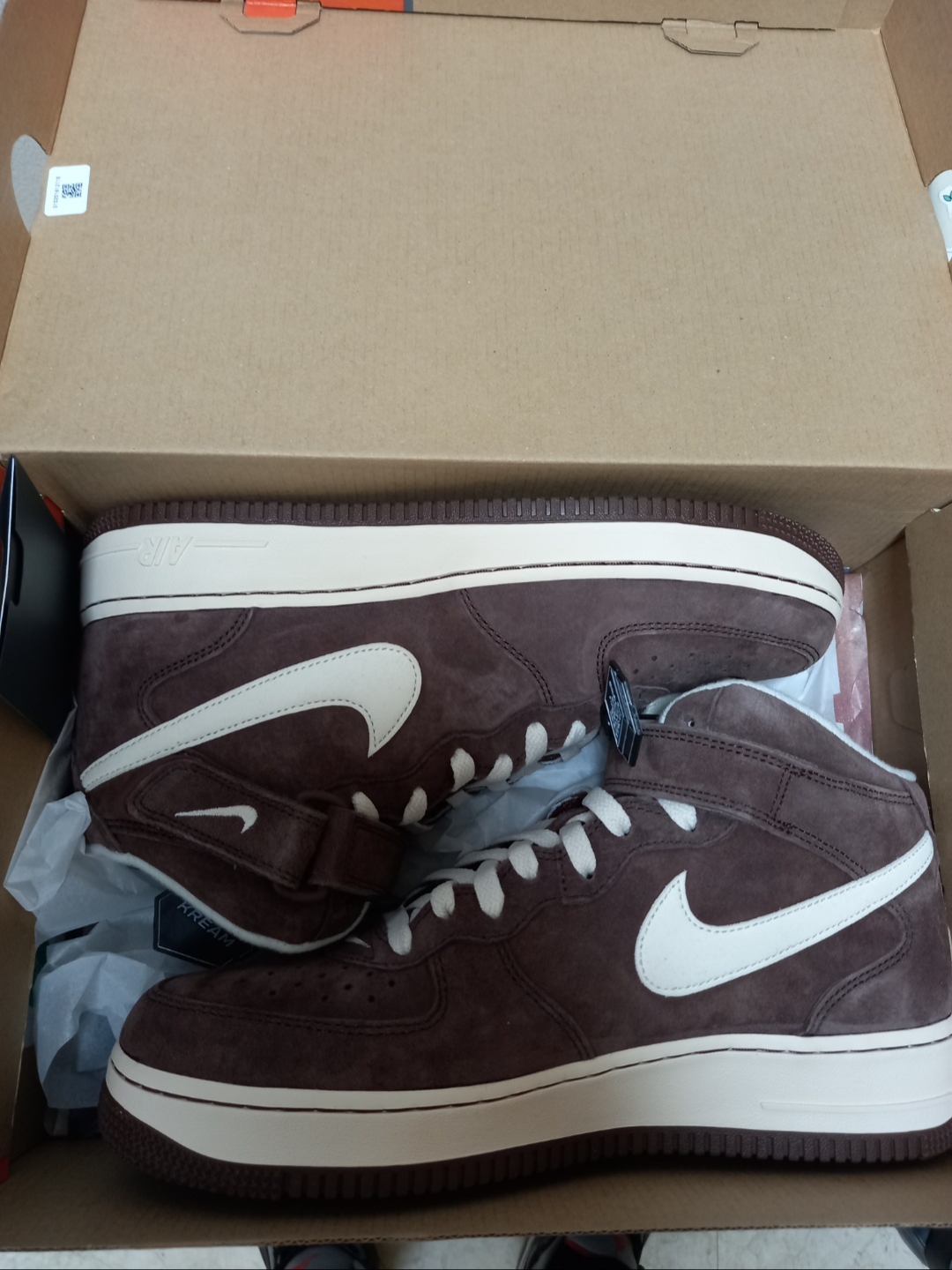 Nike Air Force 1 Mid '07 QS Chocolate 착용 스타일 - 1