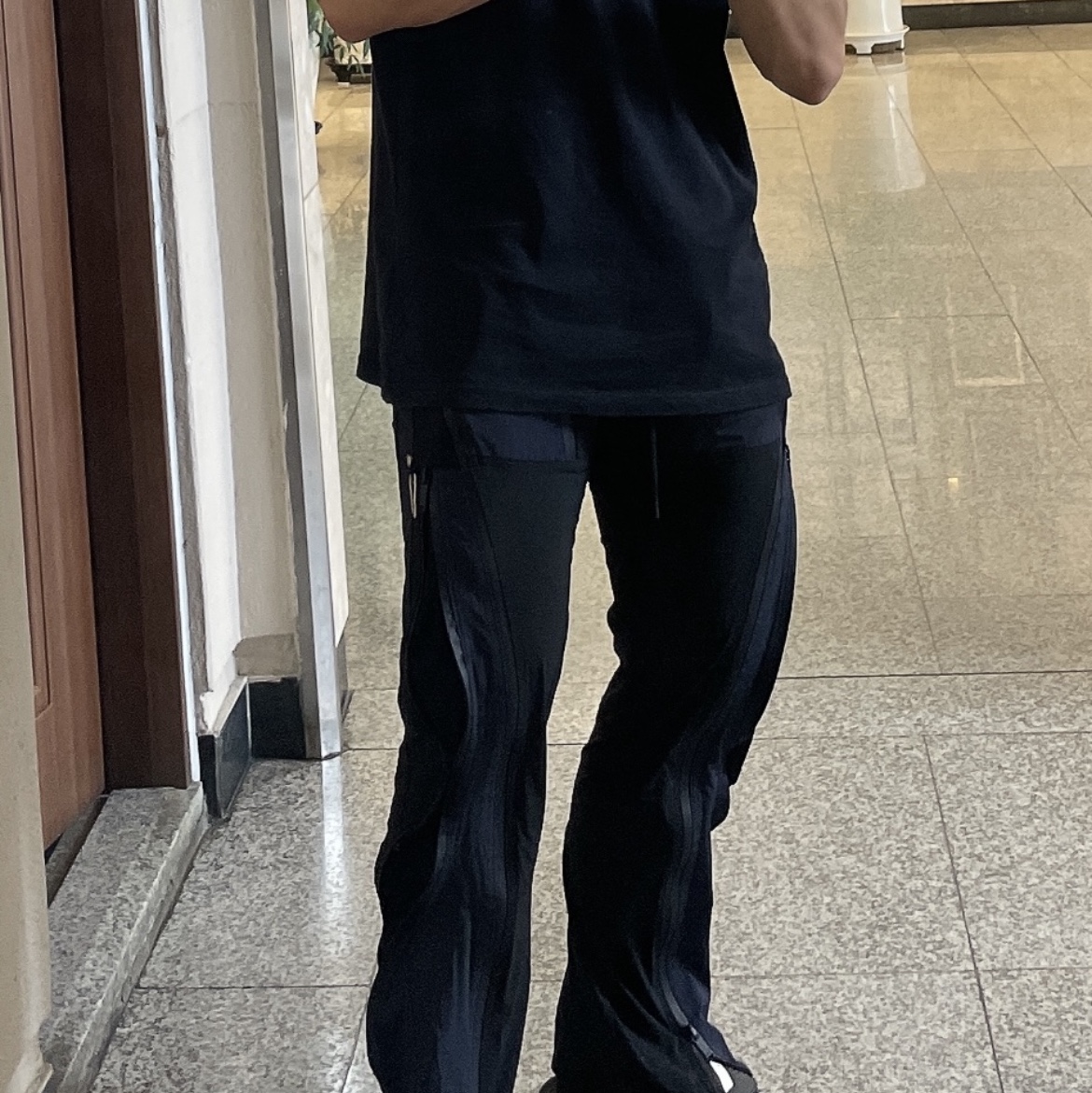 Undermycar Phan Mark 2 Multi Zip Nylon Mesh Pants Iris - 22SS 착용 스타일 - 1