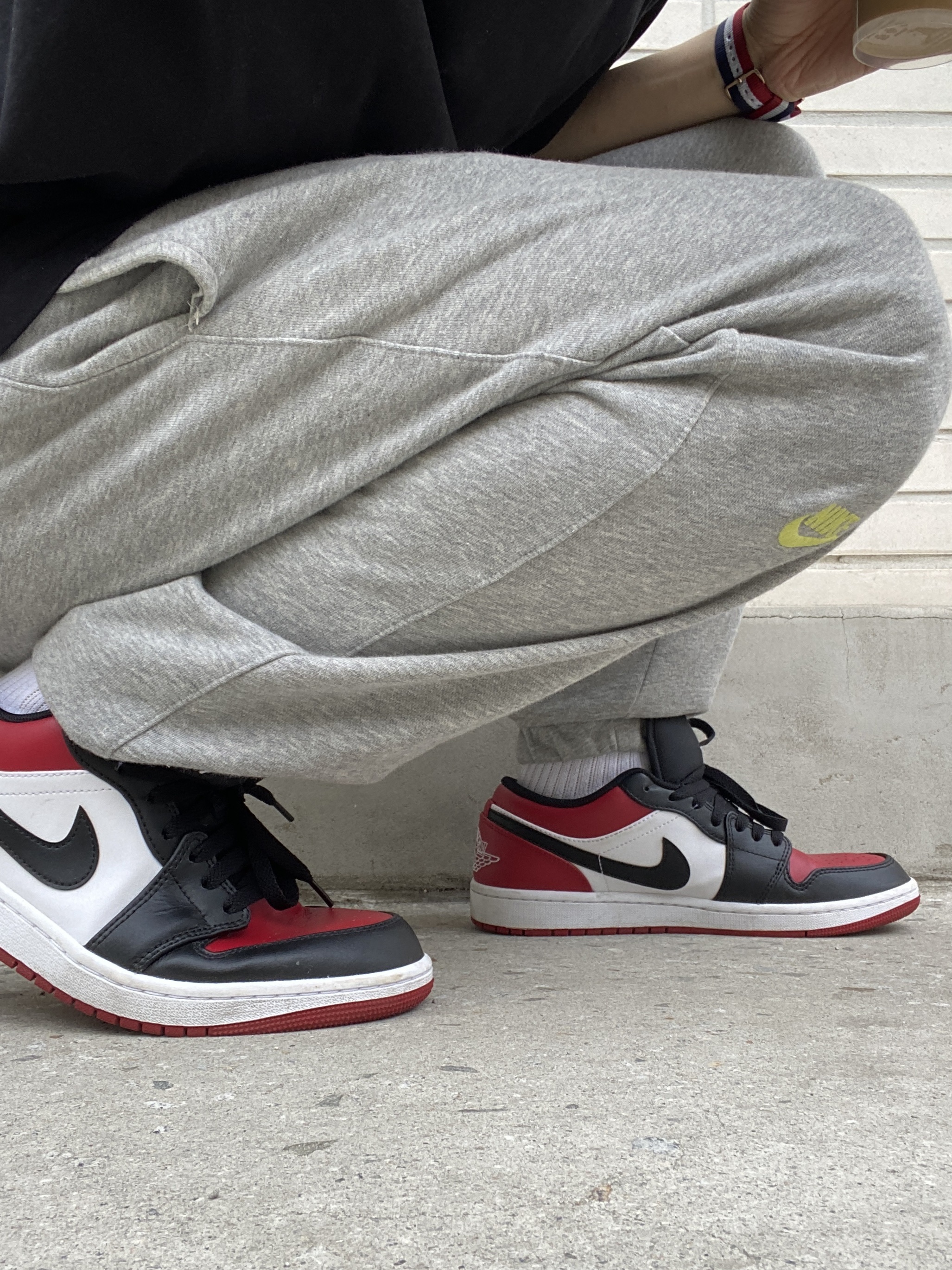 Jordan 1 Low Bred Toe 착용 스타일 - 1