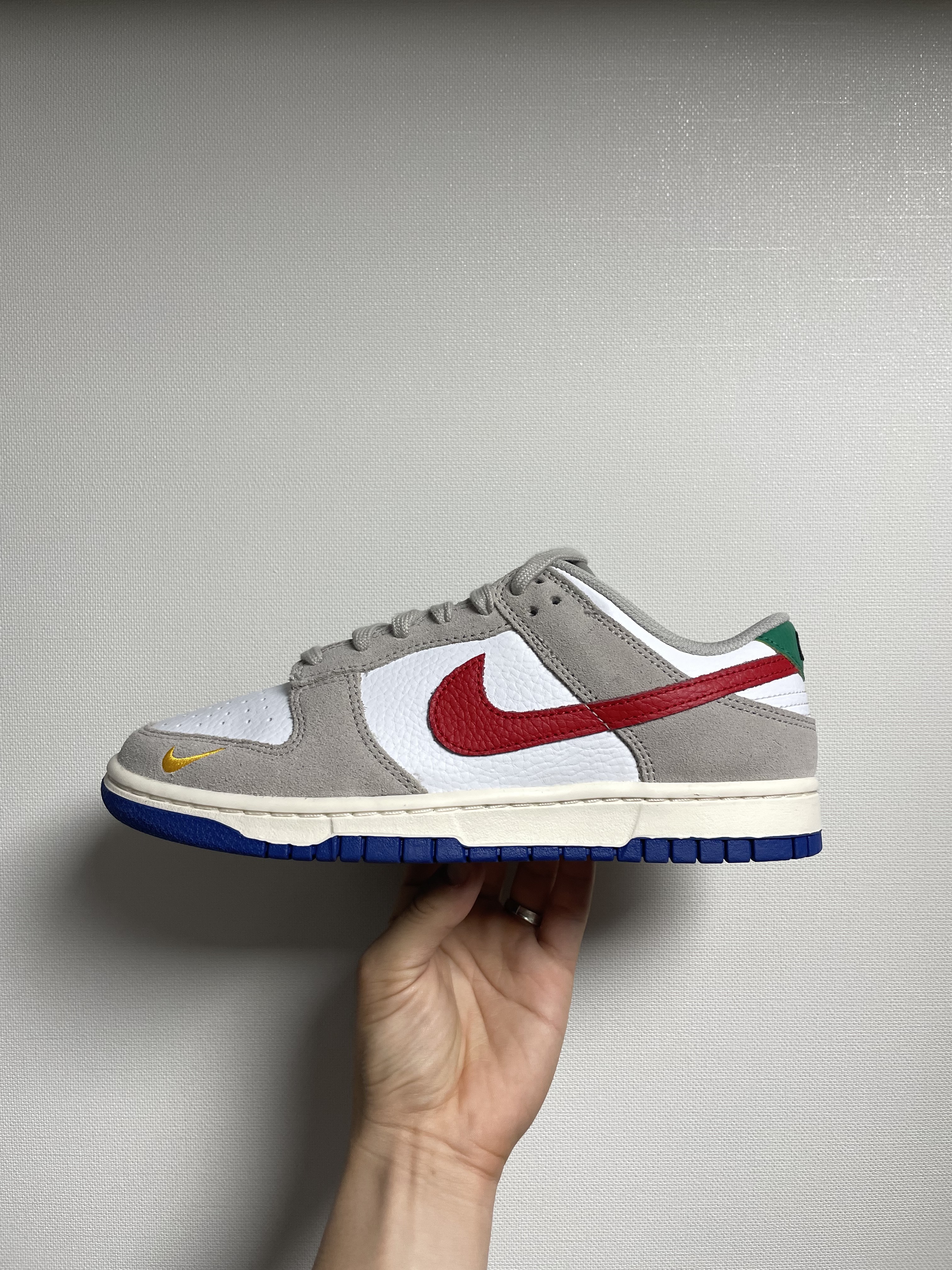 Nike Dunk Low Light Iron Ore 착용 스타일 - 1