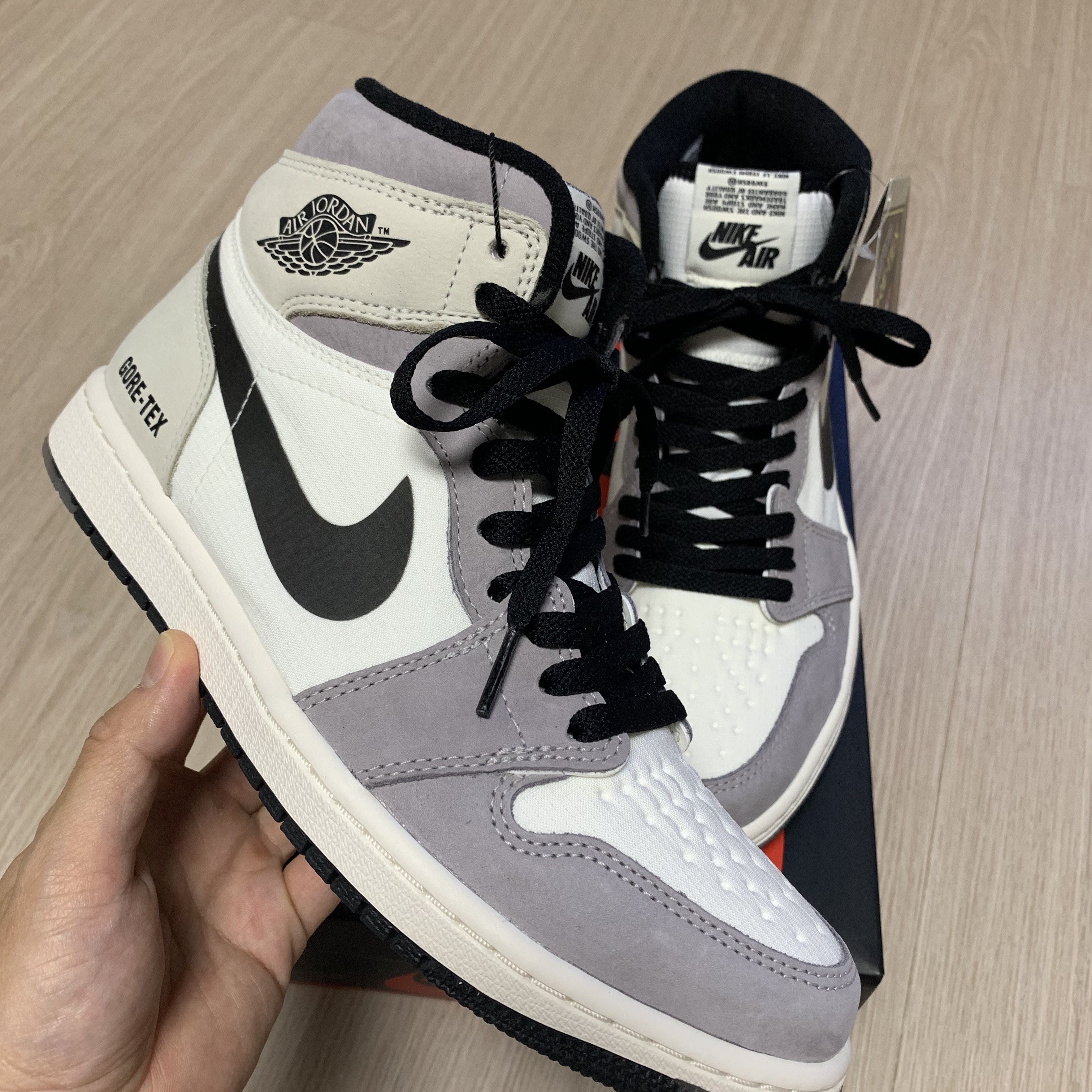 Jordan 1 Element Gore-Tex Sail 착용 스타일 - 3