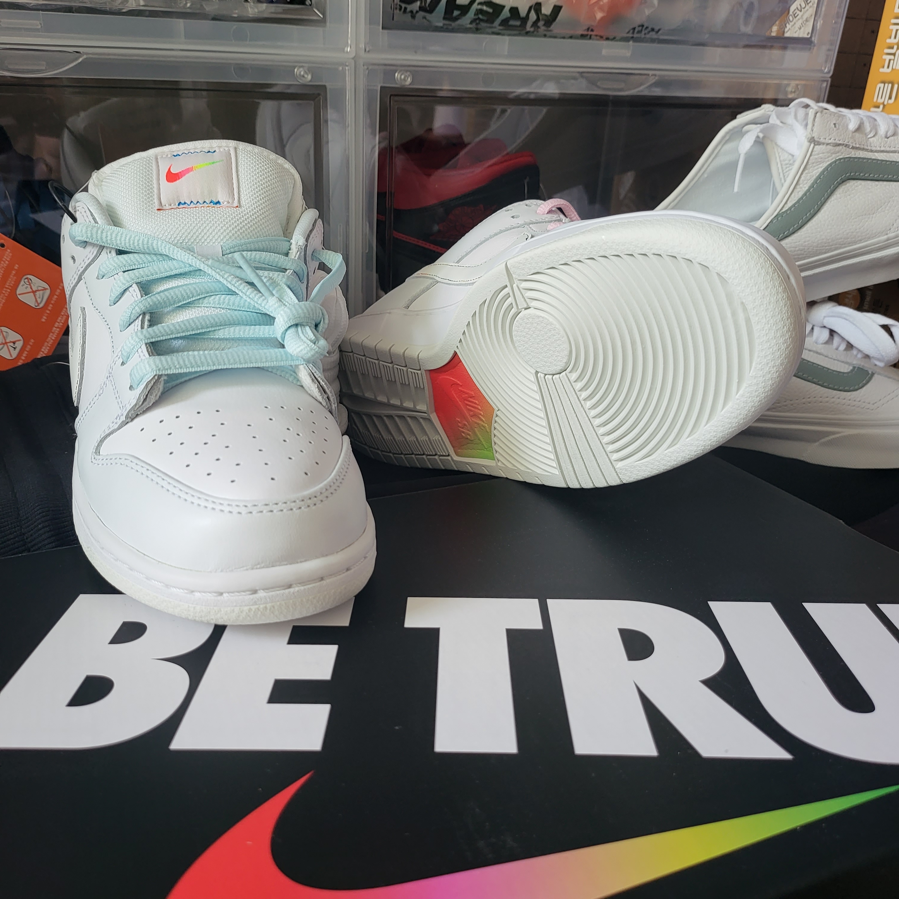 Nike SB Dunk Low Pro Be True 착용 스타일 - 4