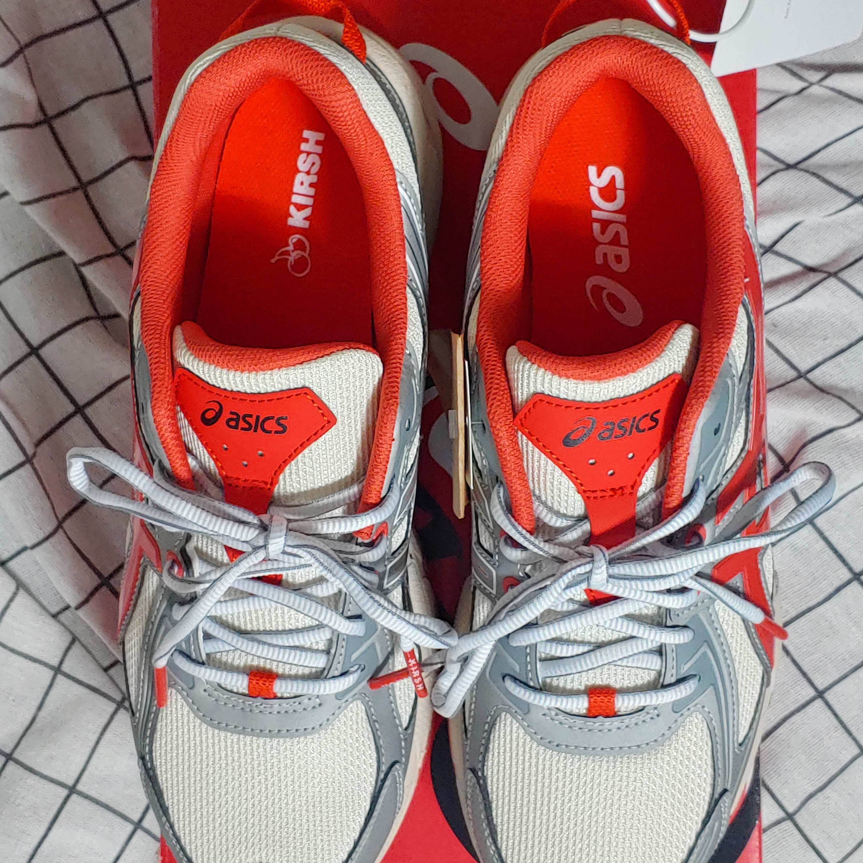 (W) Asics x Kirsh Gel-Venture 6 Birch 착용 스타일 - 2