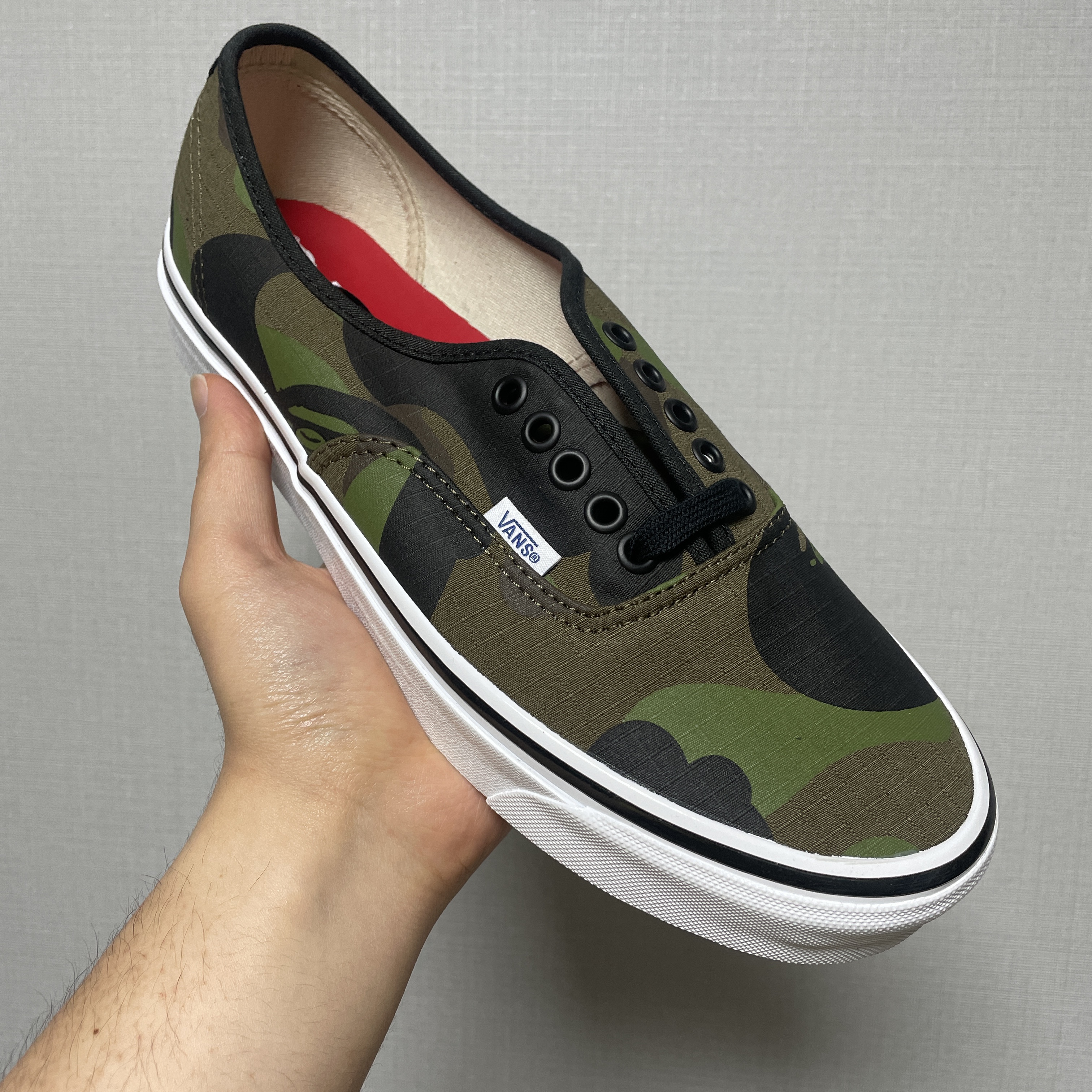 Vans x BAPE Authentic 44 DX 1st Camo Green 착용 스타일 - 1