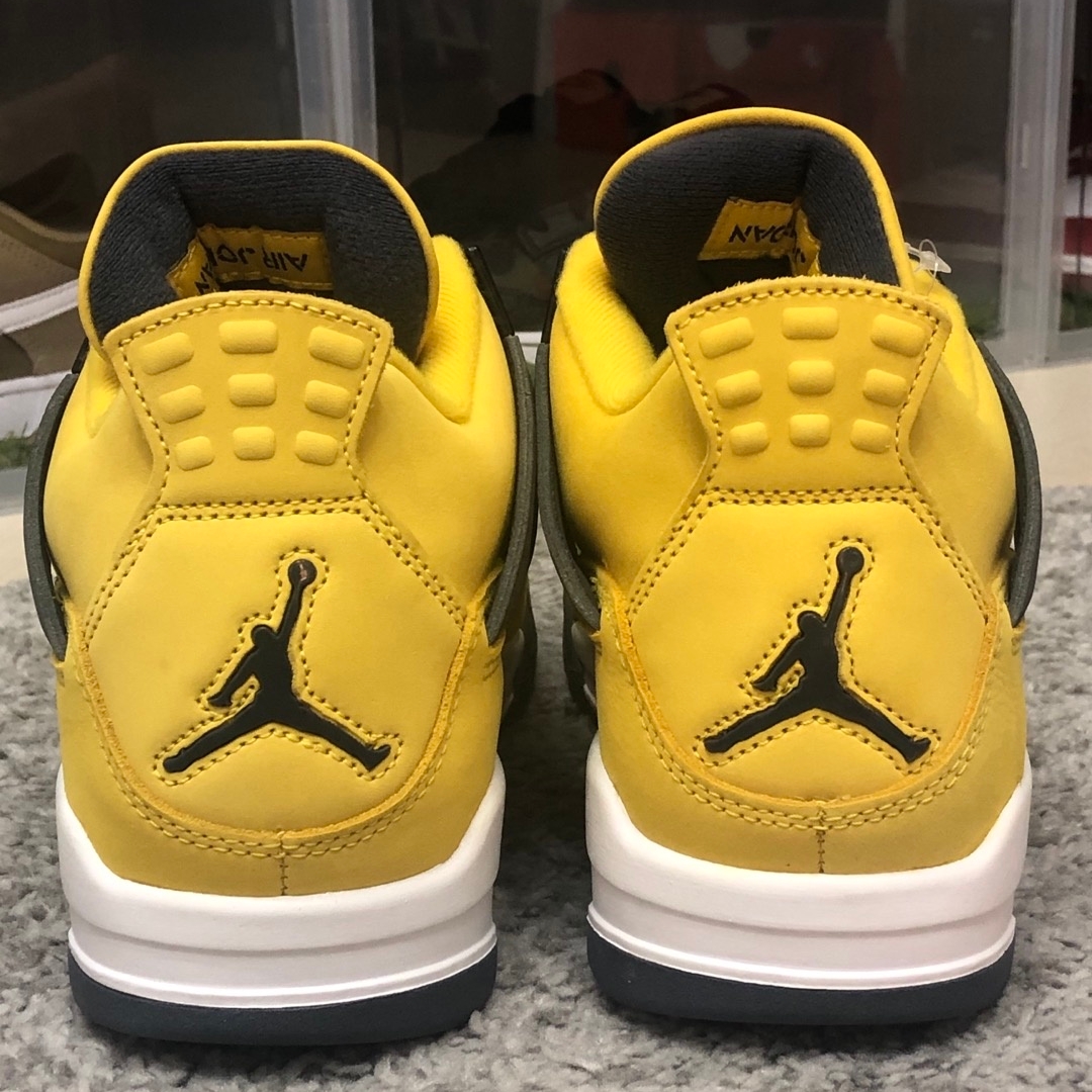 Jordan 4 Retro Tour Yellow 착용 스타일 - 2