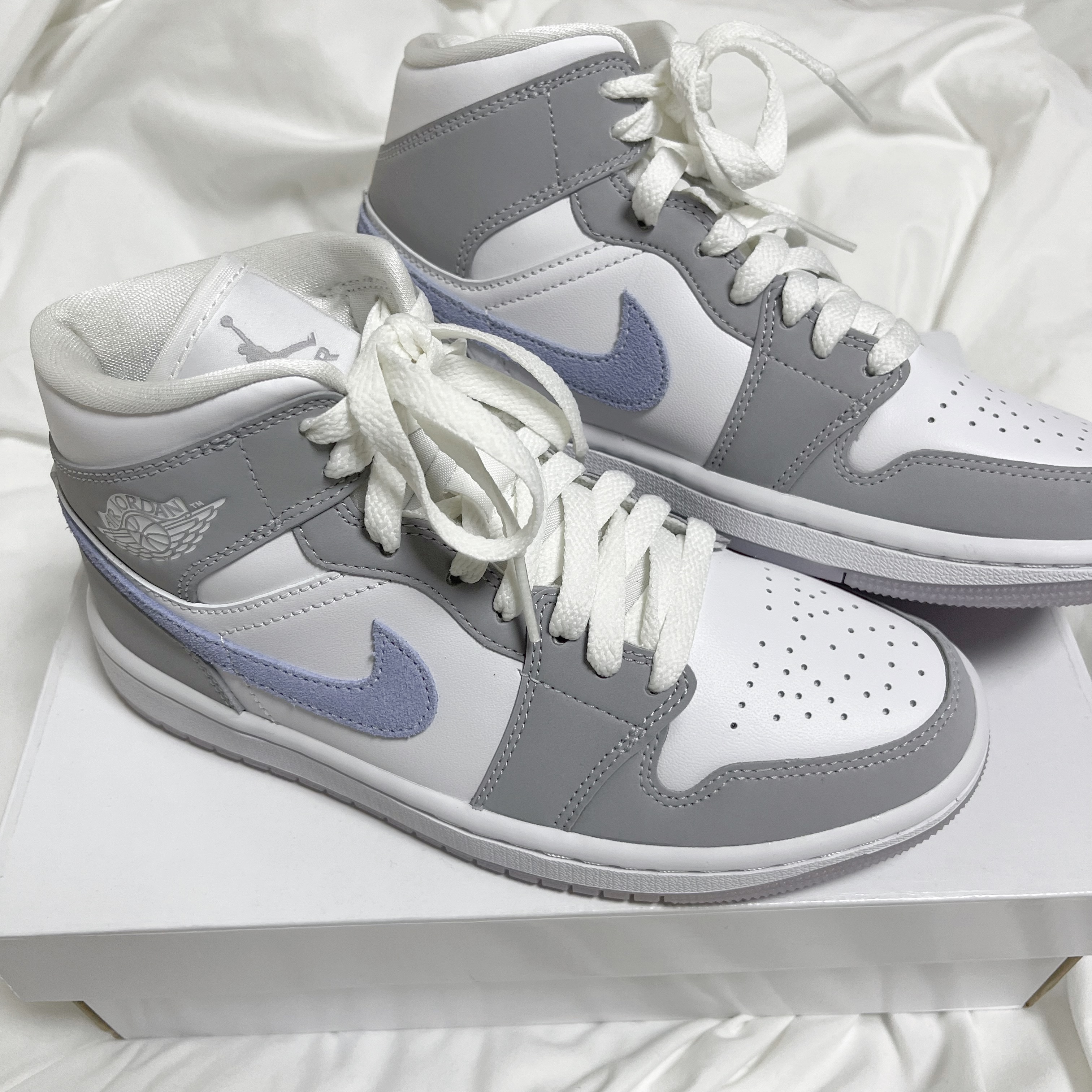 (W) Jordan 1 Mid Wolf Grey 착용 스타일