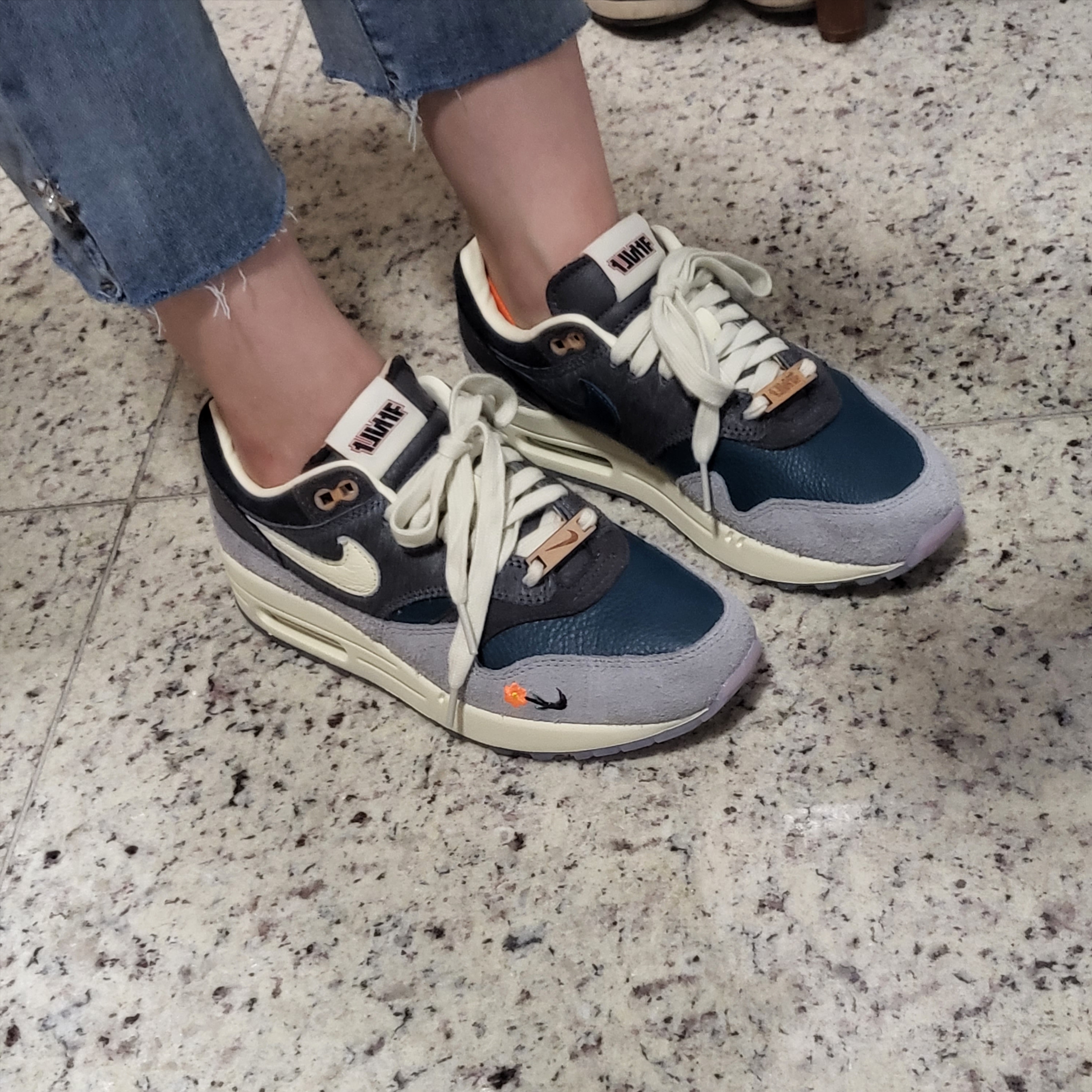 Nike x Kasina Air Max 1 SP Won-Ang Particle Grey 착용 스타일 - 1