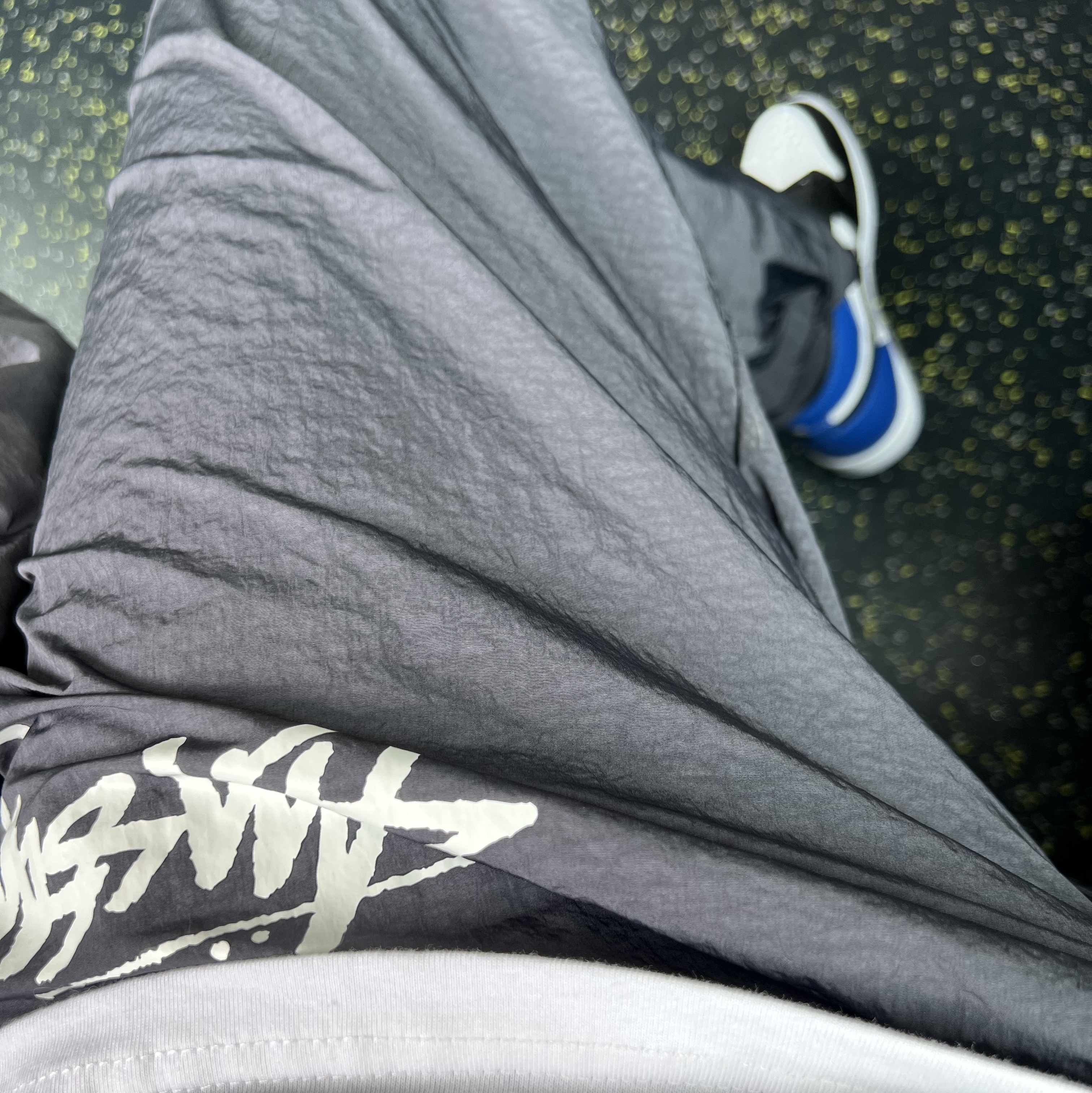 Nike x Stussy Beach Pants Off Noir, Supreme x Burberry Box Logo T-Shirt White - 22SS 착용 스타일