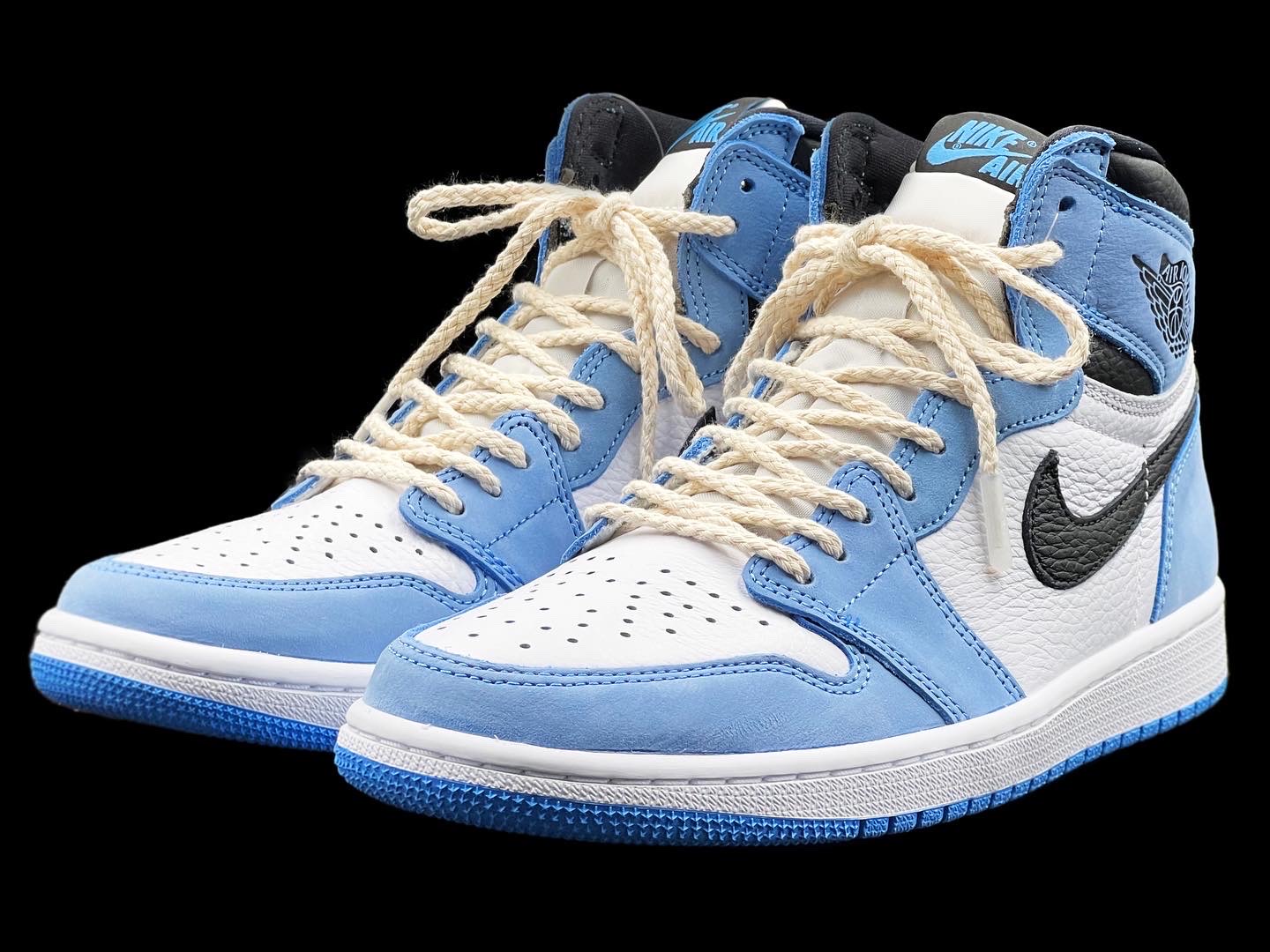 Jordan 1 Retro High OG University Blue, (GS) Jordan 1 Retro High OG University Blue 착용 스타일 - 1