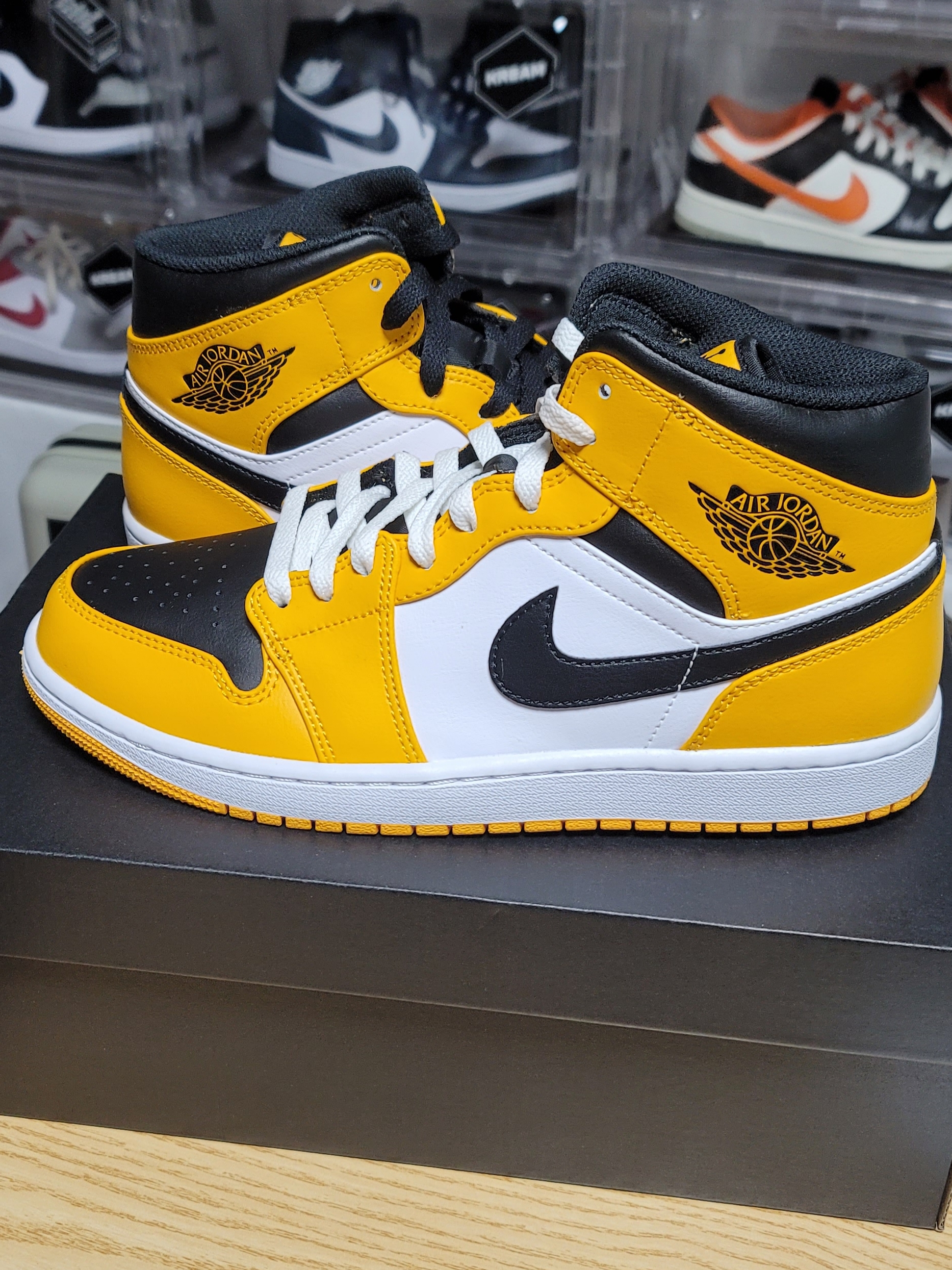 Jordan 1 Mid Taxi 착용 스타일 - 2