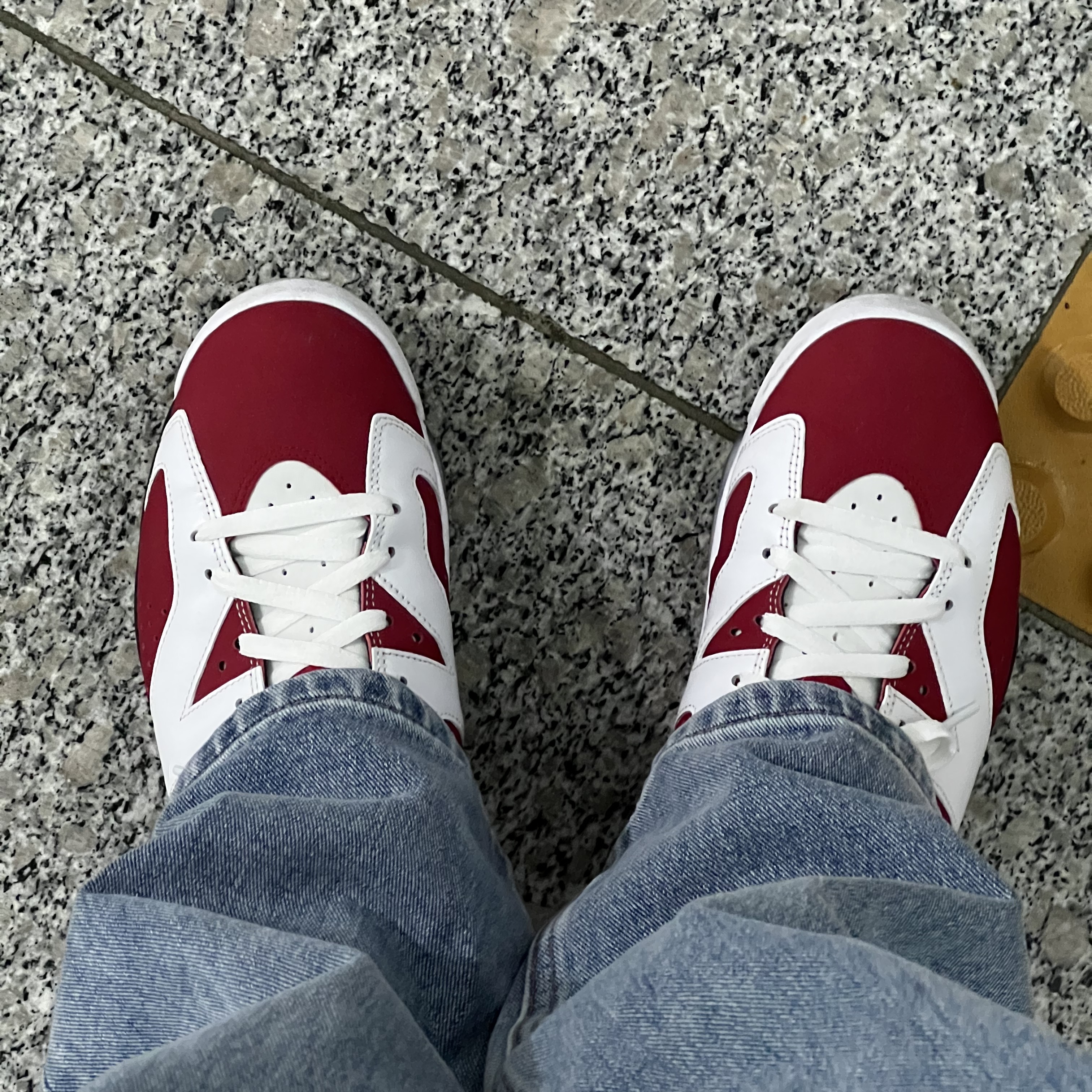 Jordan 6 Retro Carmine 2021 착용 스타일