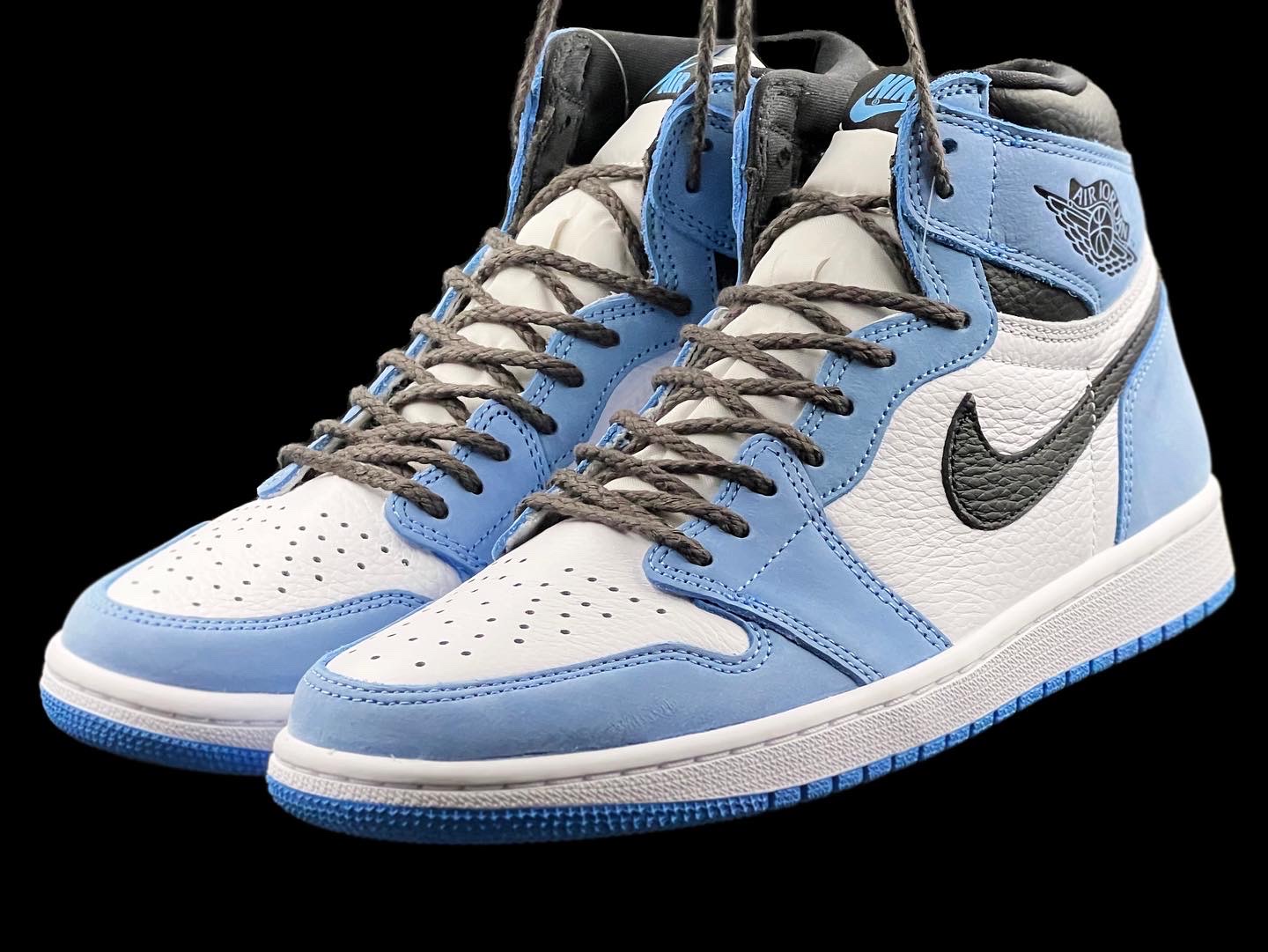 Jordan 1 Retro High OG University Blue, (GS) Jordan 1 Retro High OG University Blue 착용 스타일 - 4