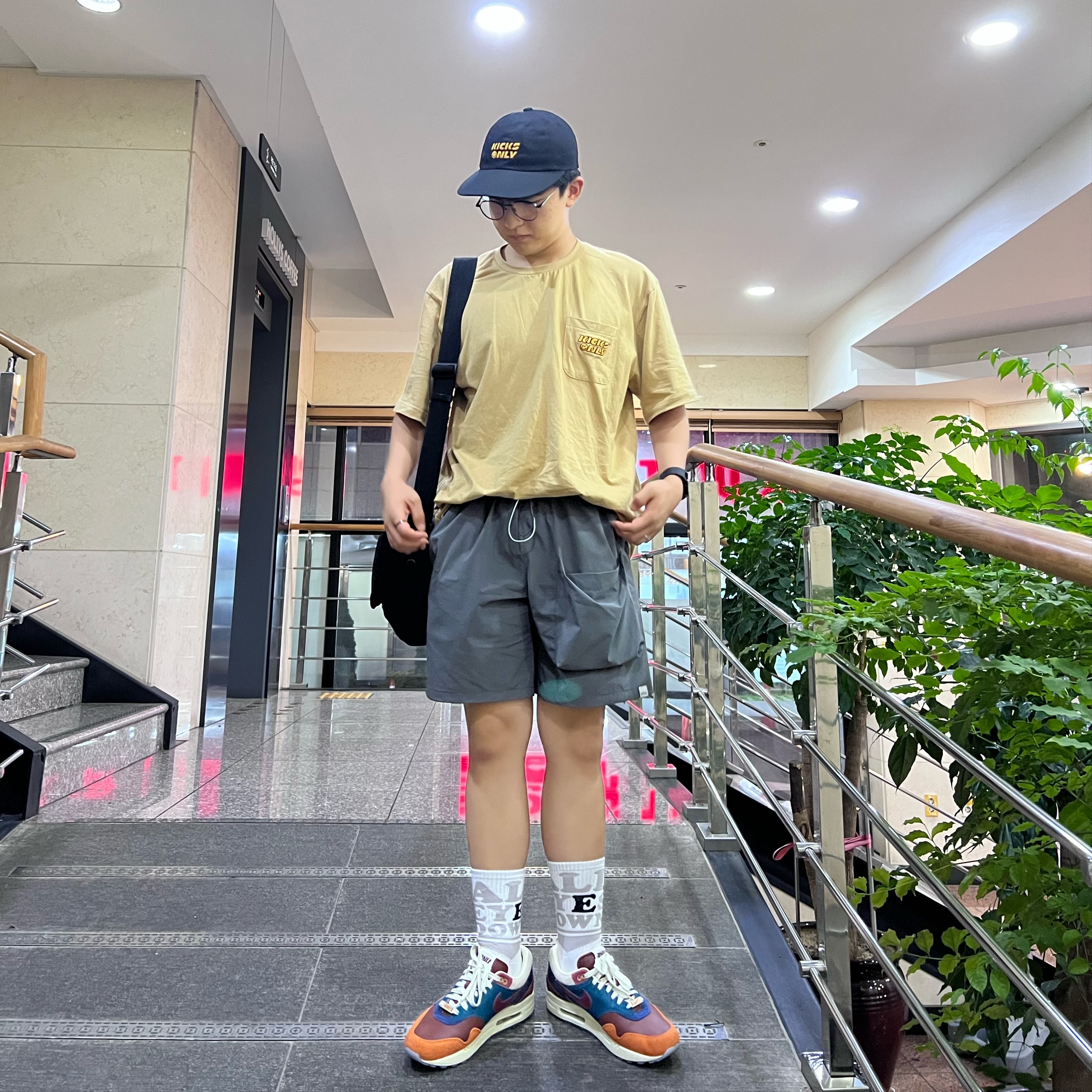 Nike x Kasina Air Max 1 SP Won-Ang Orange 착용 스타일