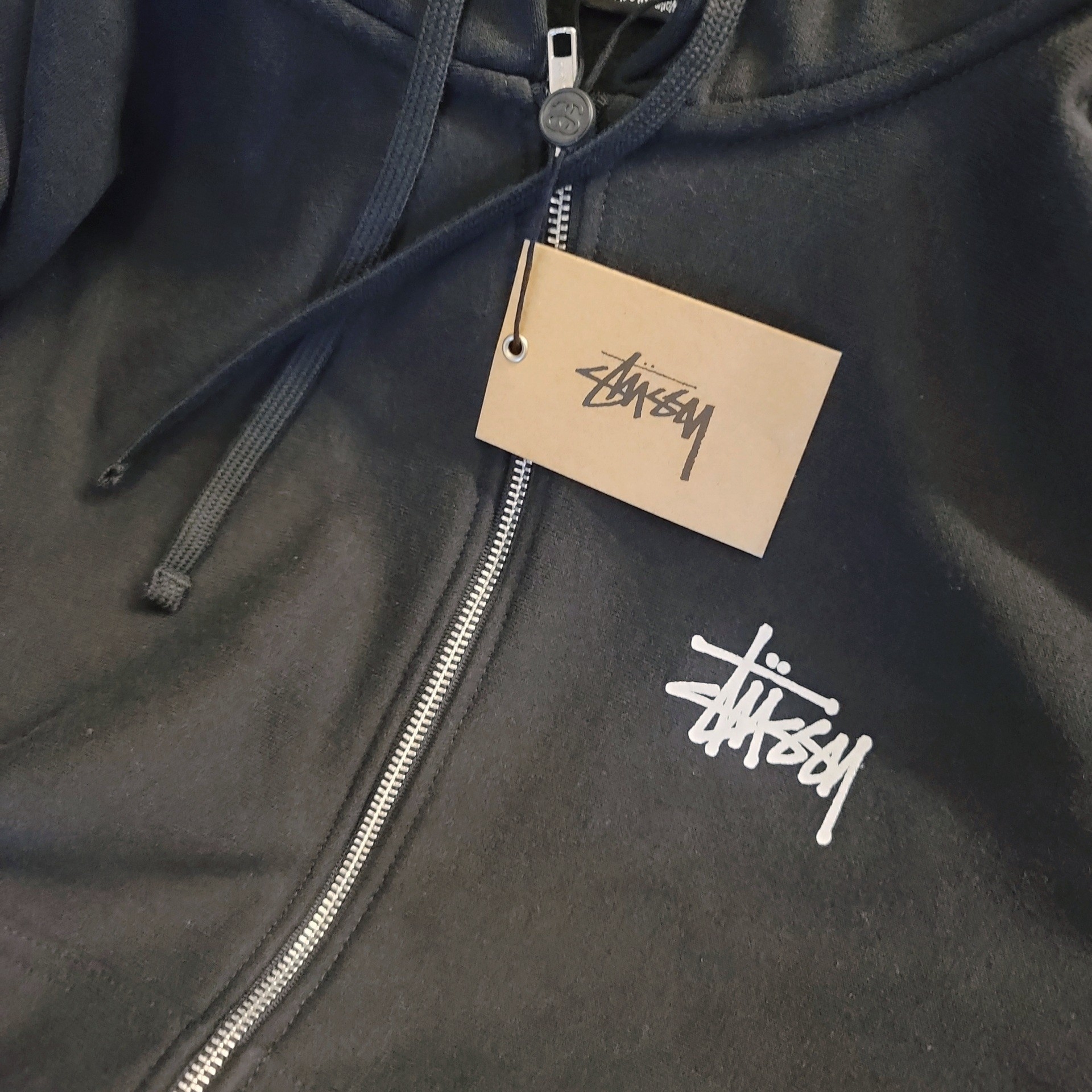 Stussy Basic Stussy Zip Hoodie Black 2022 착용 스타일 - 1