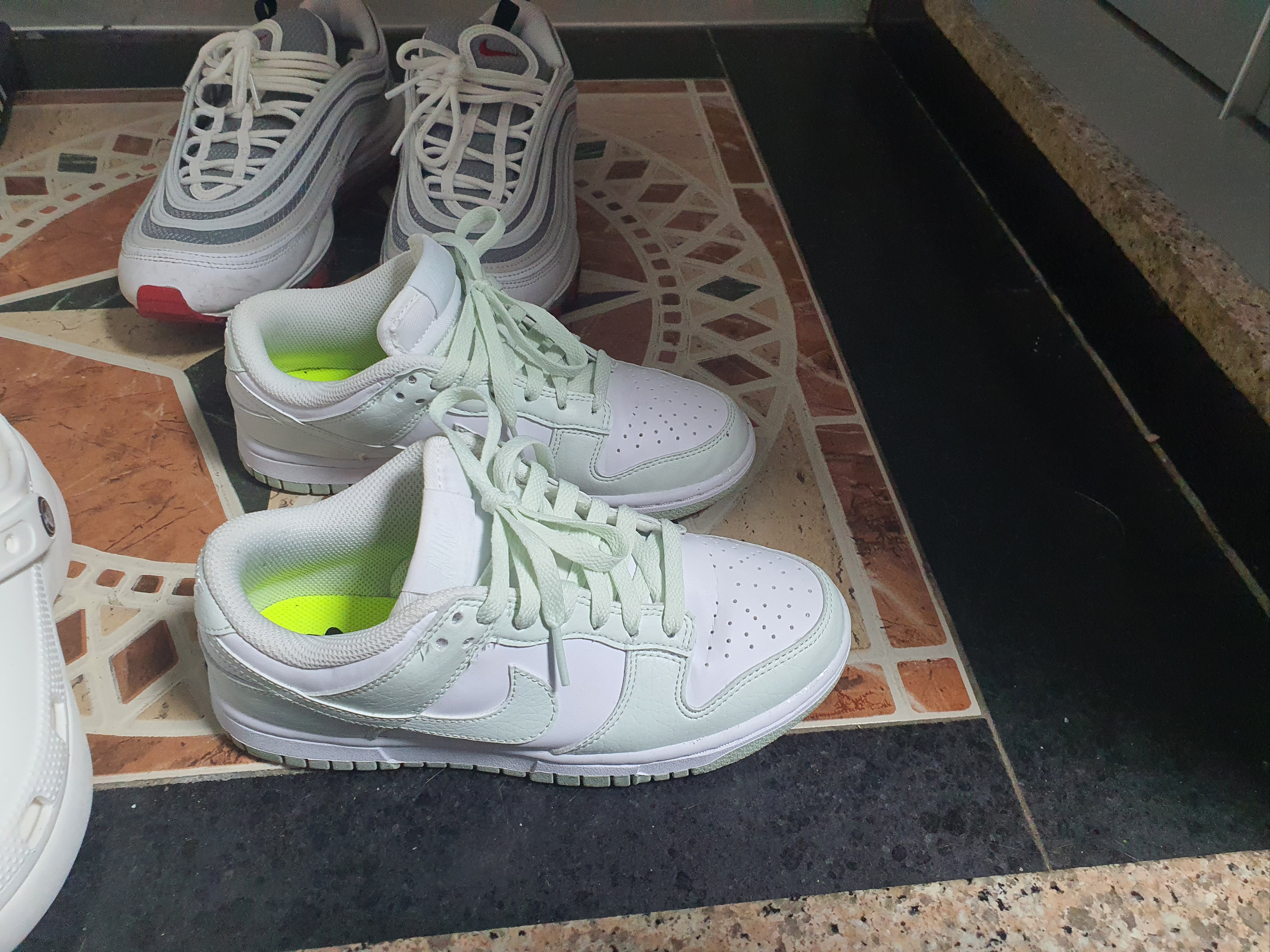 (W) Nike Dunk Low Next Nature Barely Green and White, Nike Air Max 97 White and Varsity Red 착용 스타일 - 1