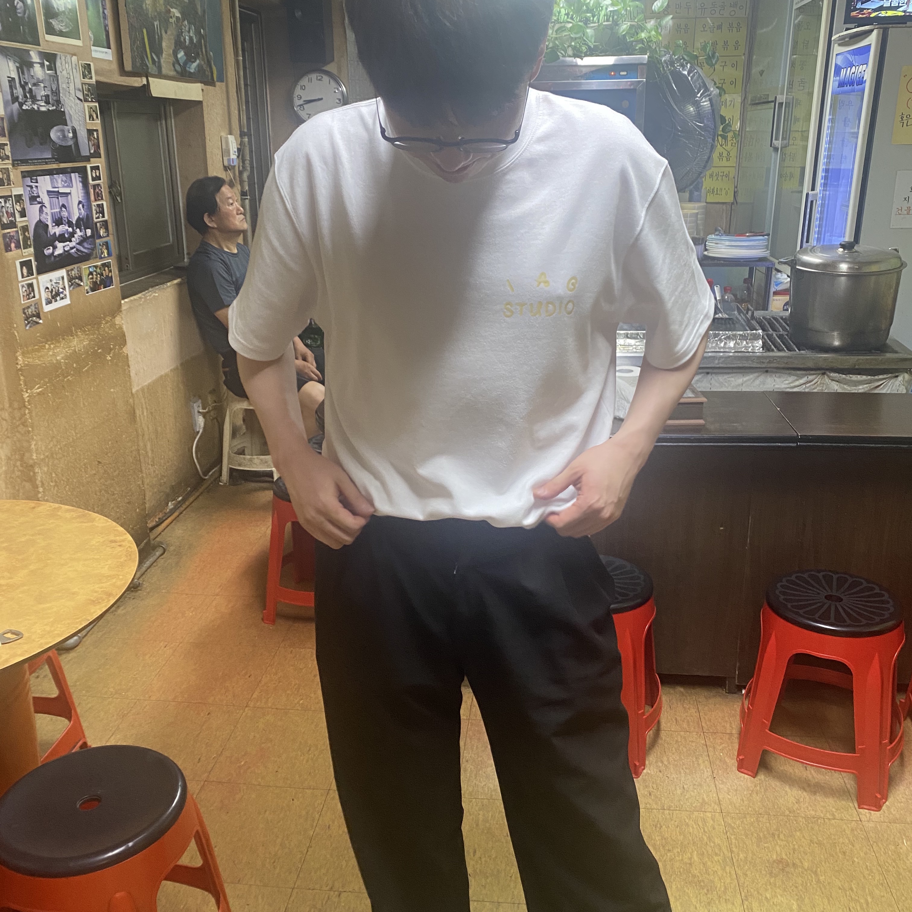 IAB Studio x Ottogi Mayonnaise 50th Anniversary T-Shirt White 착용 스타일 - 2