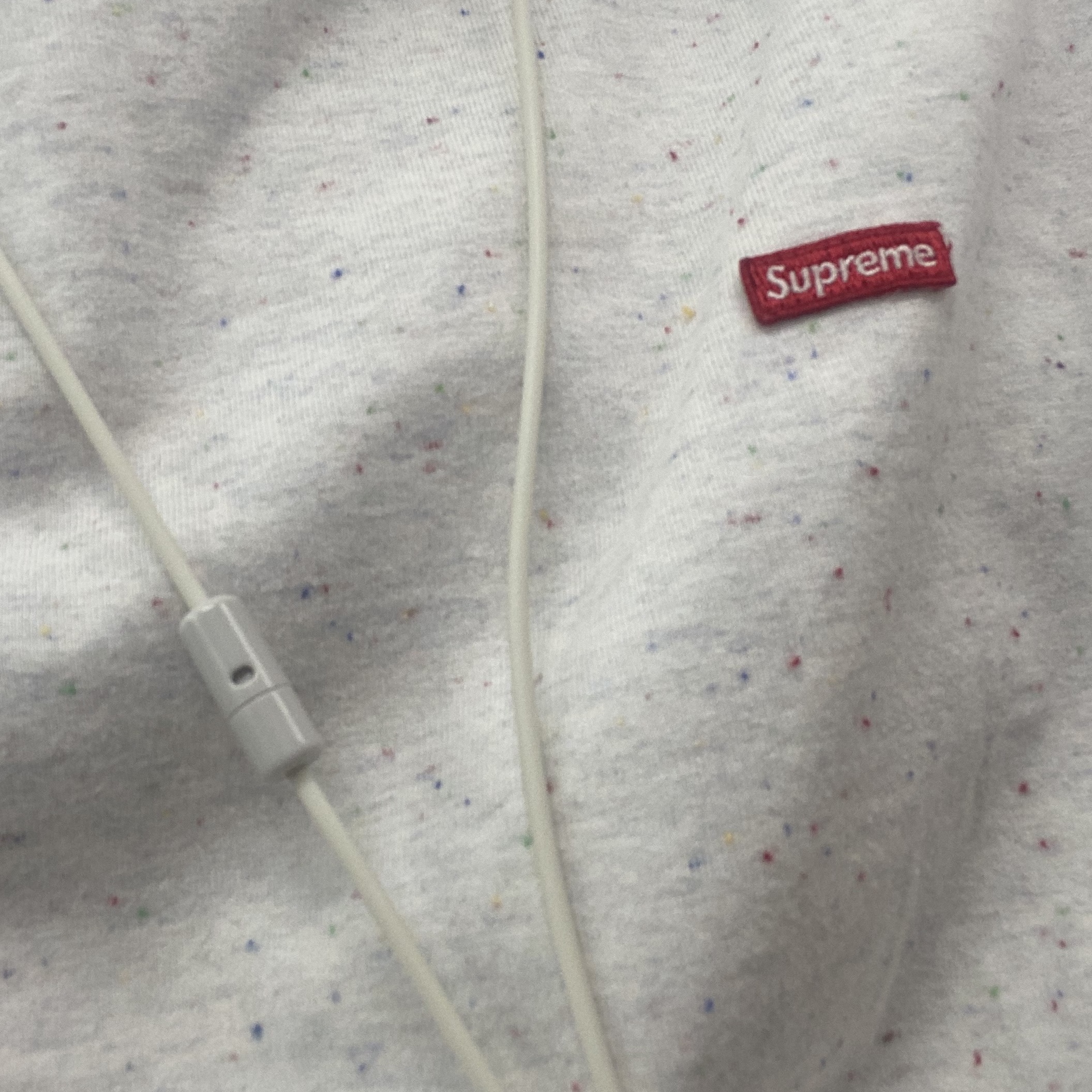 Supreme Small Box T-Shirt White 착용 스타일