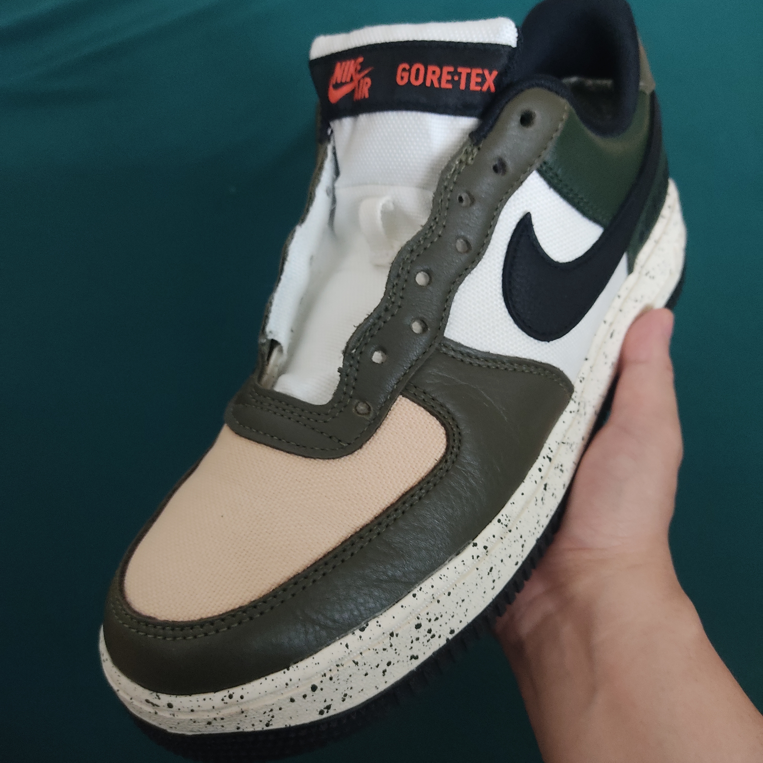 Nike Air Force 1 Low Gore-Tex Escape 착용 스타일 - 2