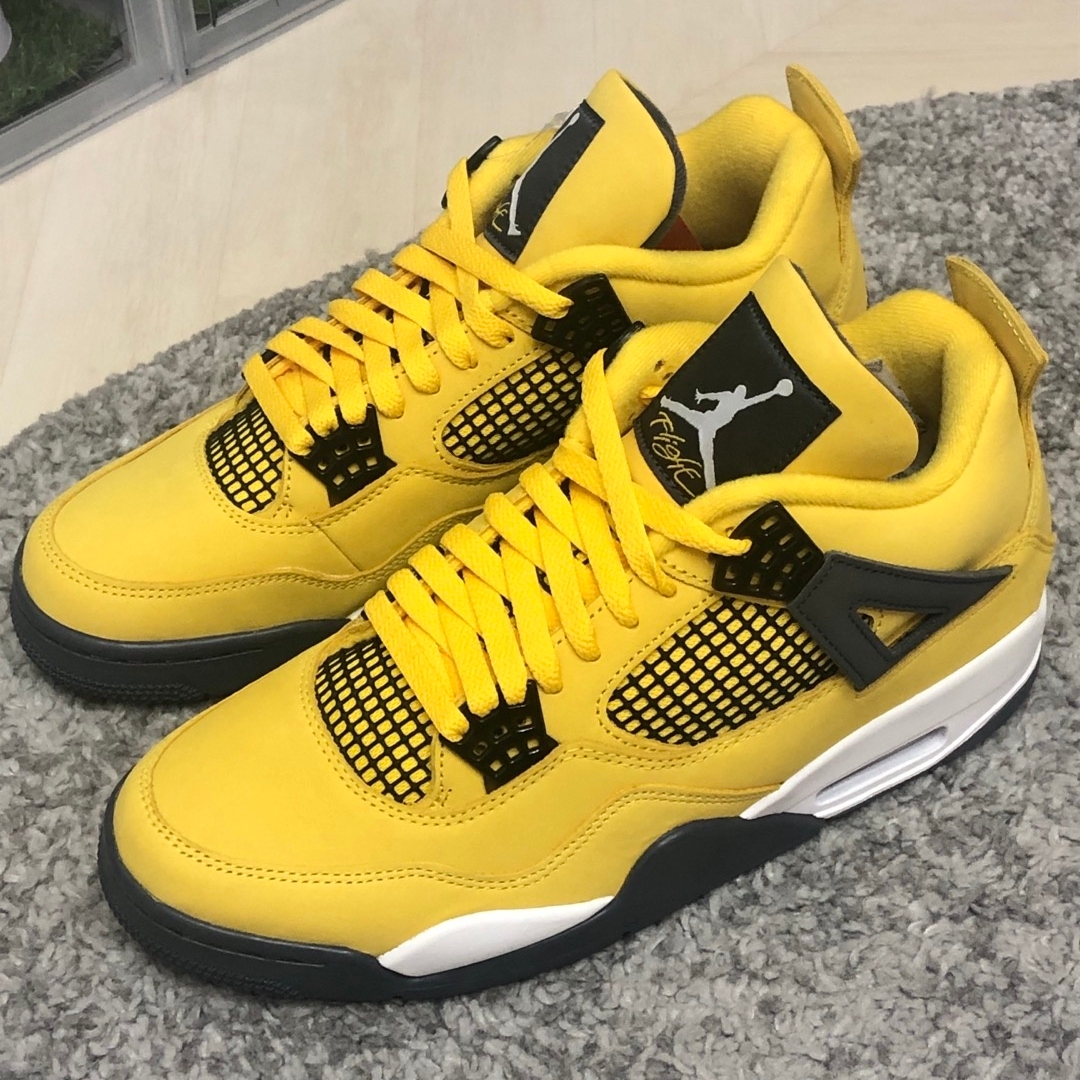 Jordan 4 Retro Tour Yellow 착용 스타일 - 1