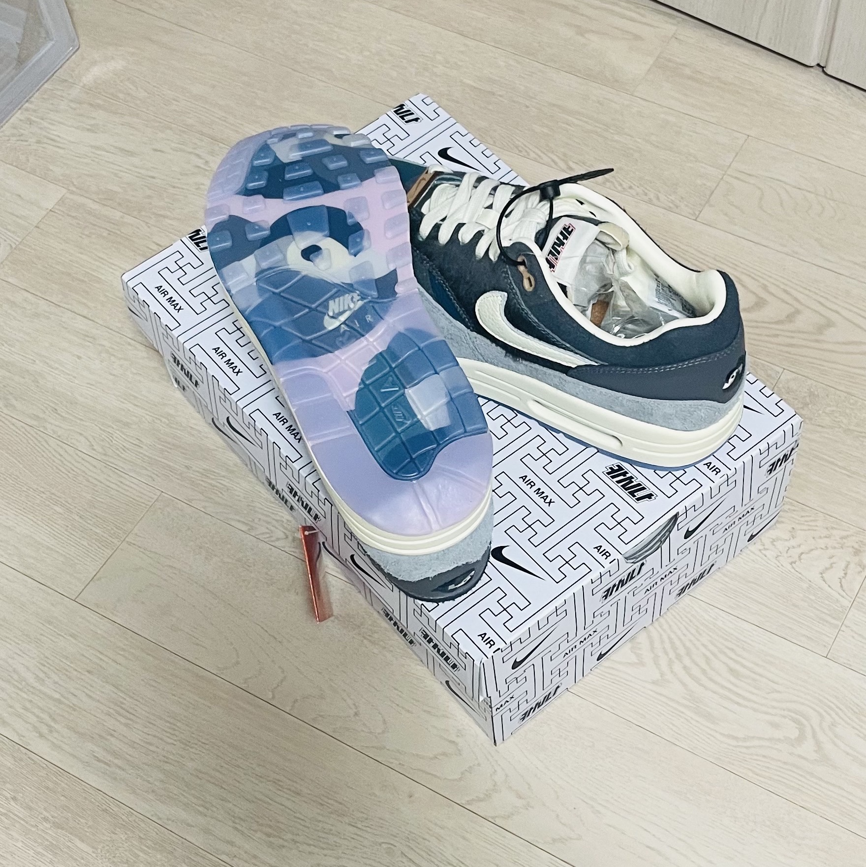 Nike x Kasina Air Max 1 SP Won-Ang Particle Grey 착용 스타일 - 2