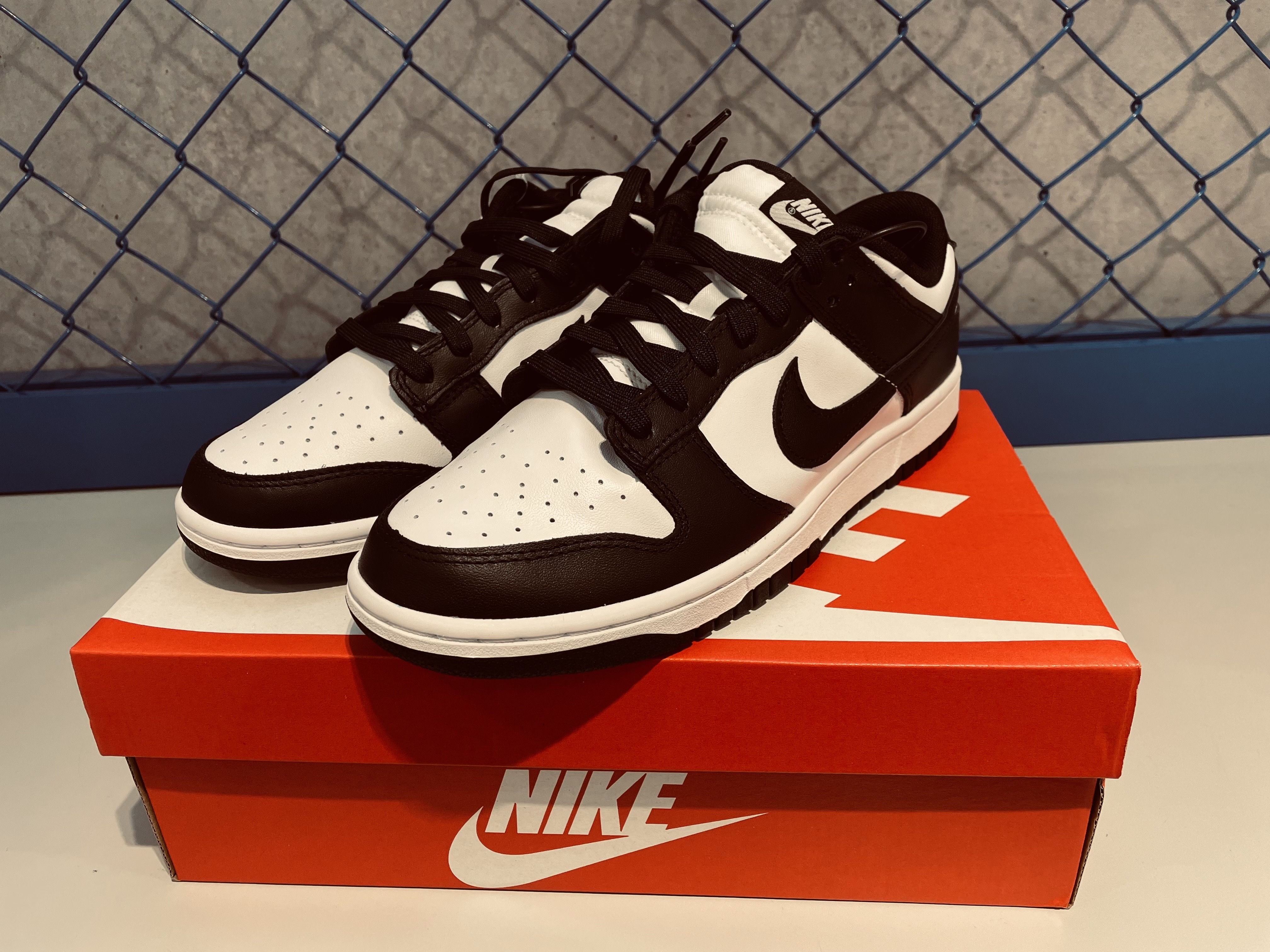 Nike Dunk Low Retro Black 착용 스타일
