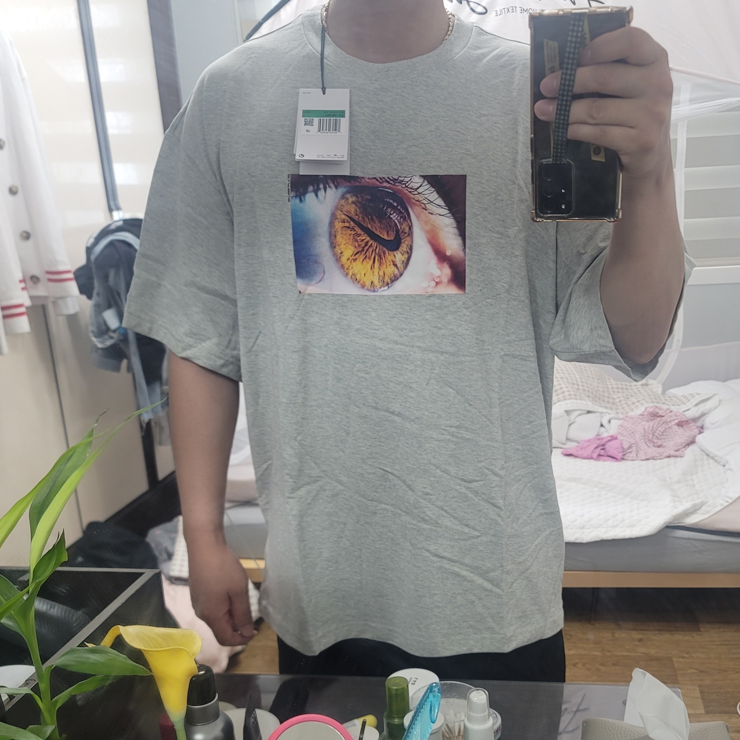 Nike NRG Eye Brand T-Shirt Grey Heather (DX5831-050) 착용 스타일