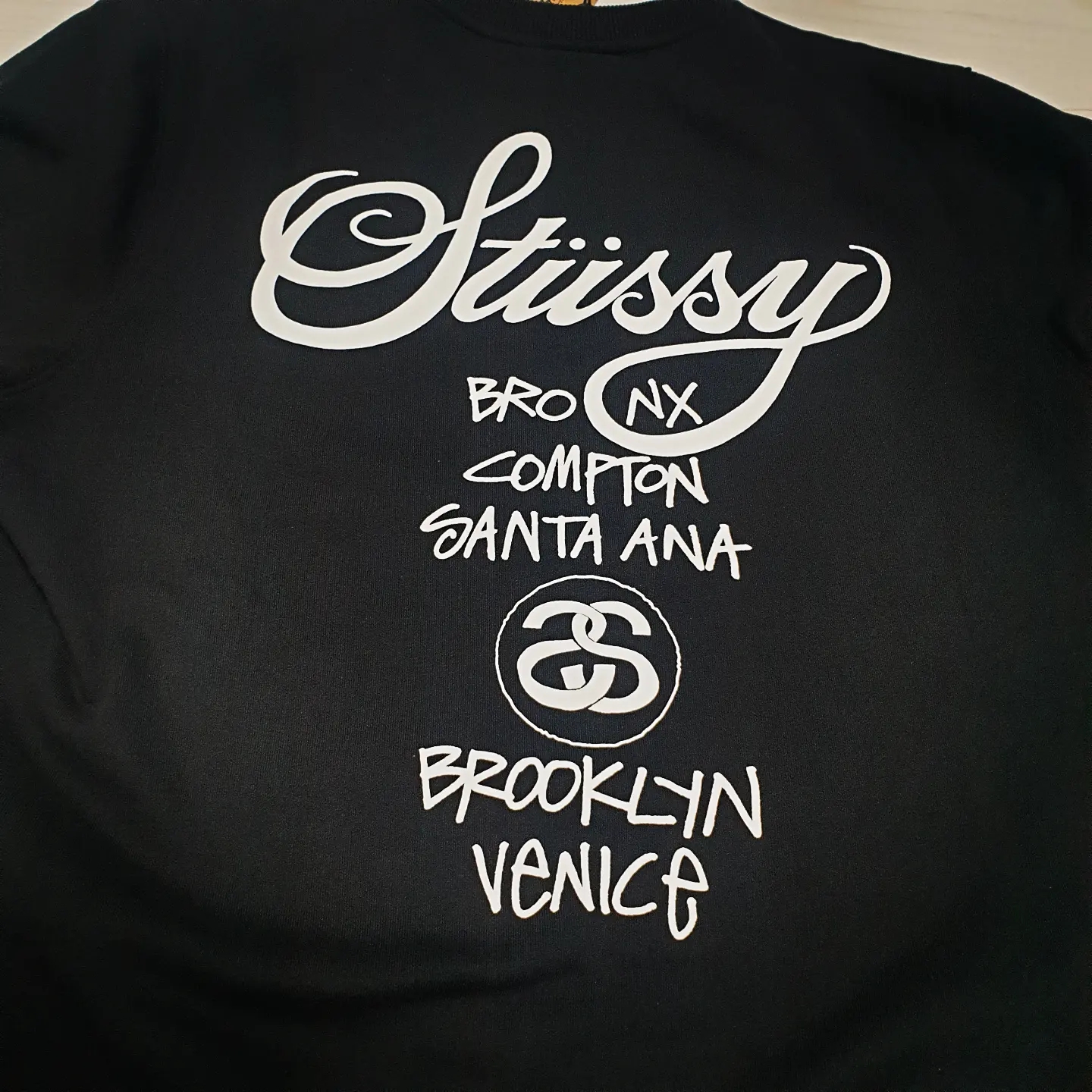 Stussy World Tour Crew Black 2022, Stussy World Tour Crew Black 2021 착용 스타일 - 3
