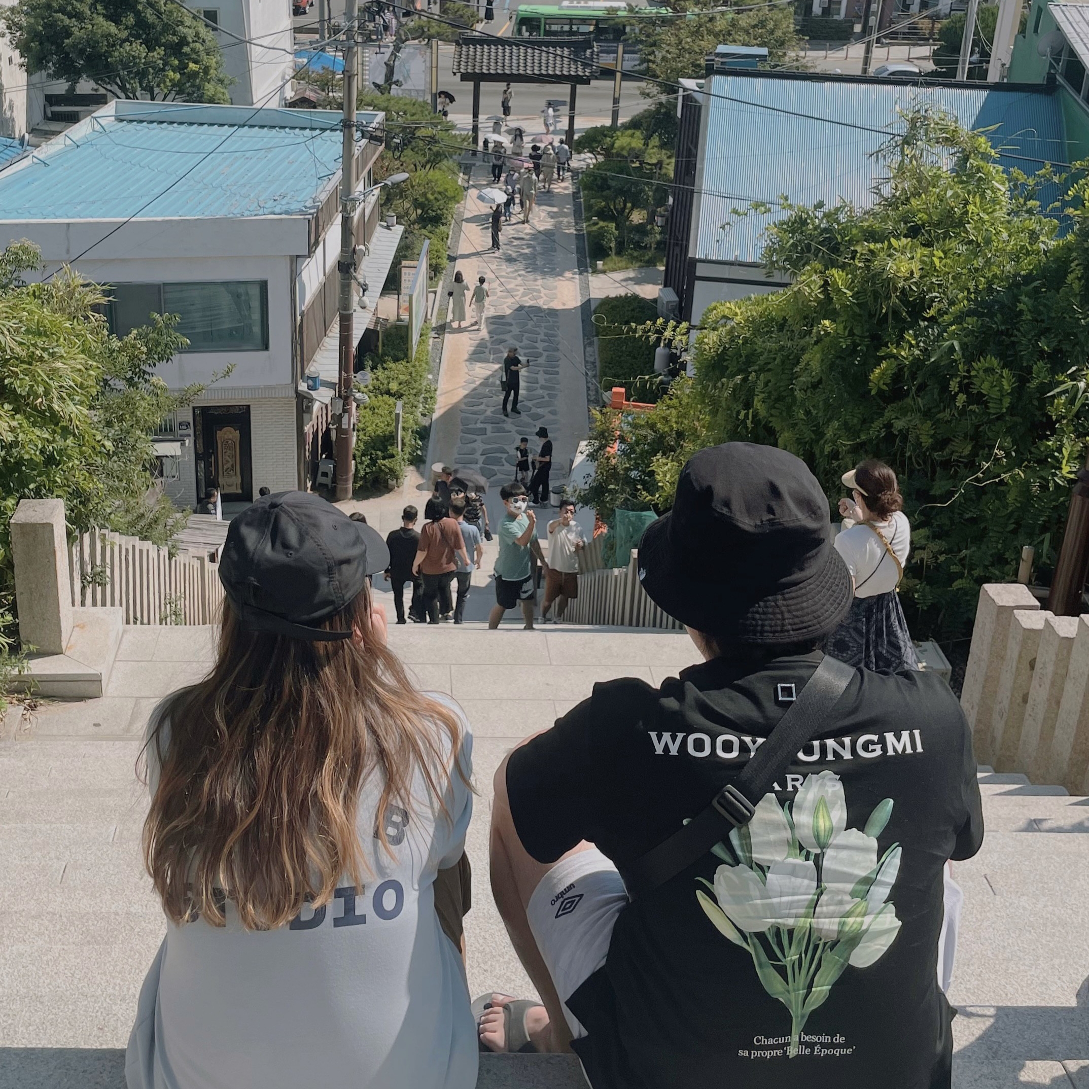 IAB Studio T-Shirt Ash Blue - 21SS, Wooyoungmi Flower Print Back Logo T-Shirt Black - 22SS 착용 스타일