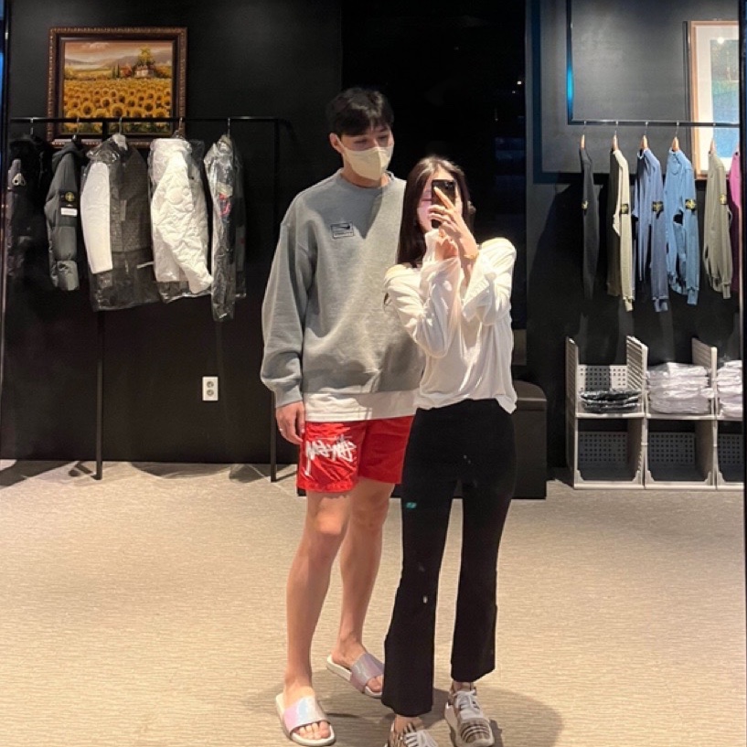 Nike x Stussy Water Shorts Habanero Red 착용 스타일