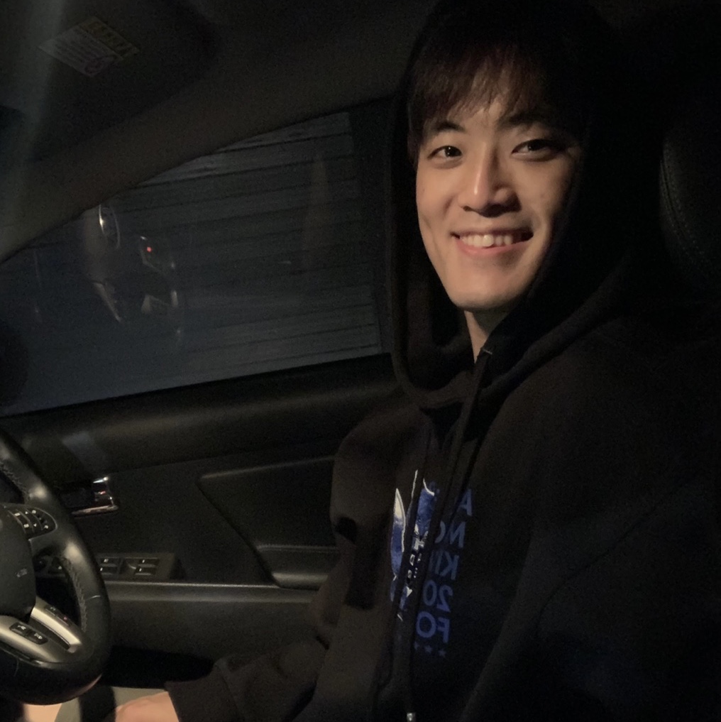 Maison Kitsune x Ader Error Meditation Fox Hoodie Black 착용 스타일 - 2