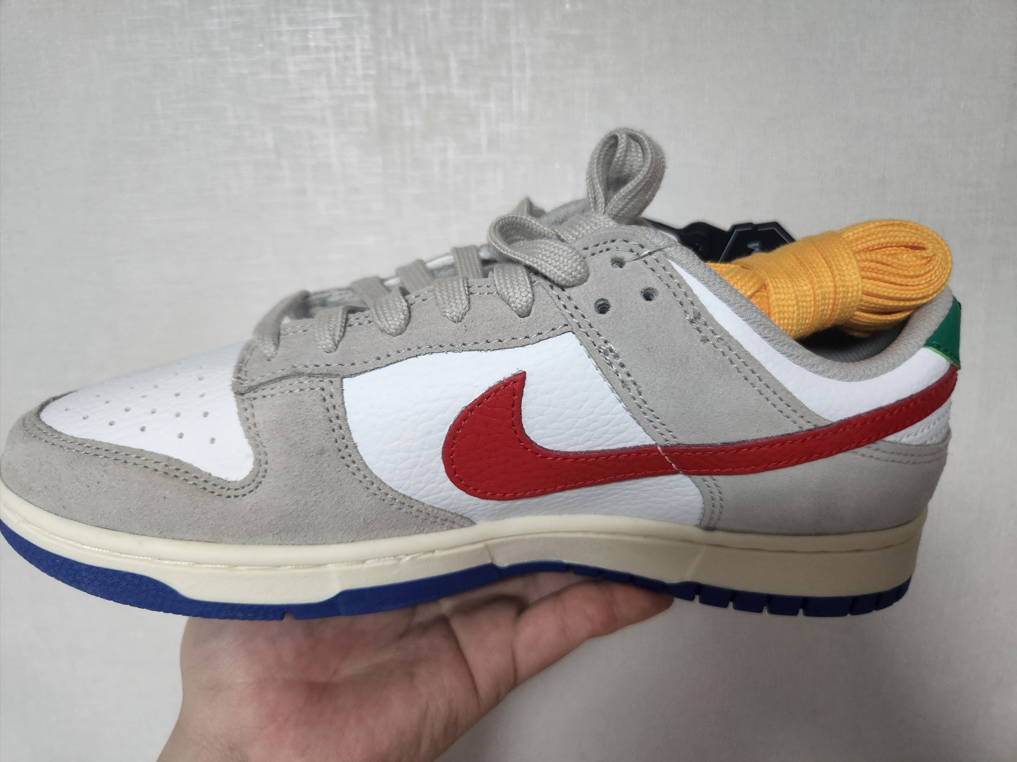 Nike Dunk Low Light Iron Ore 착용 스타일 - 2