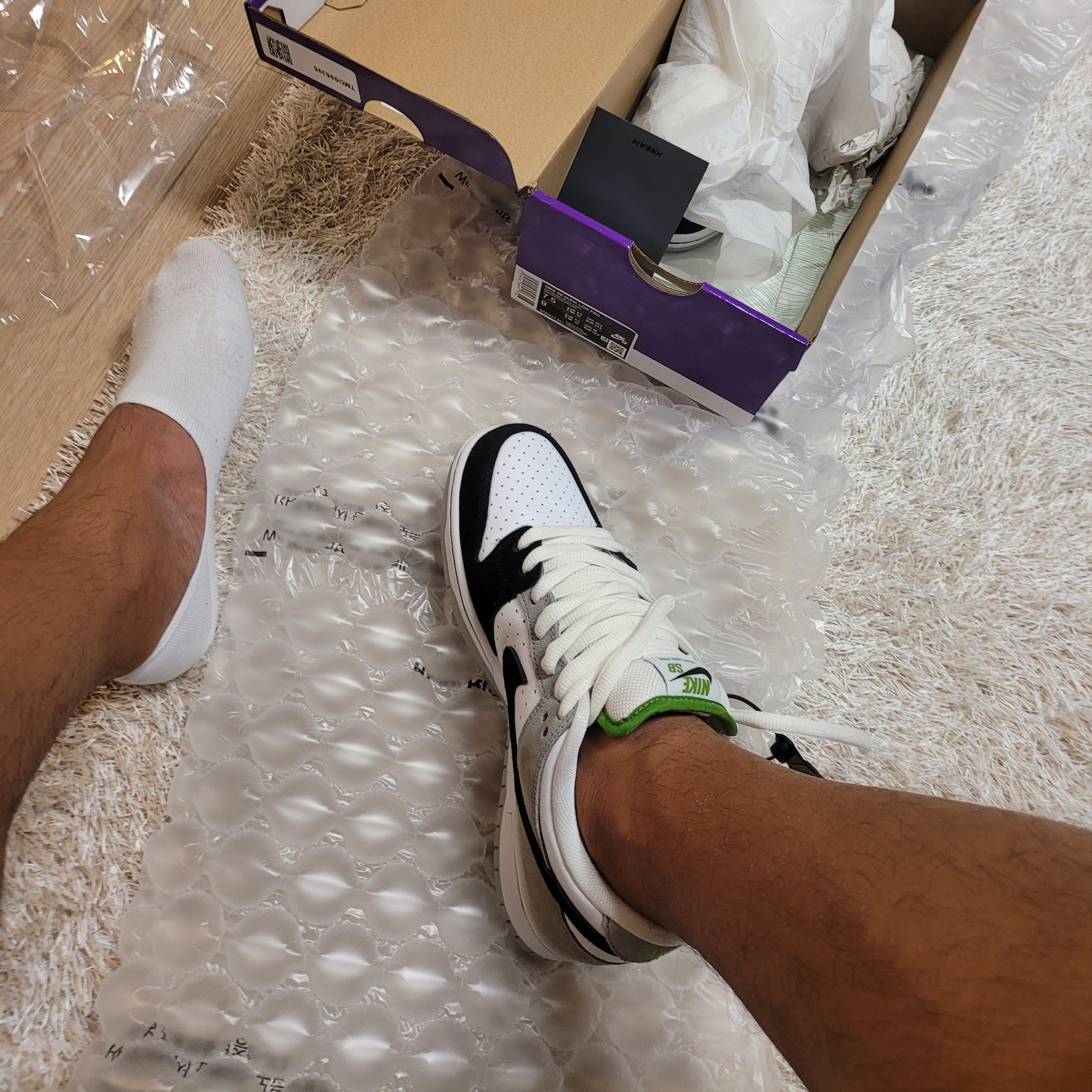Nike SB Dunk Low Pro Chlorophyll 착용 스타일