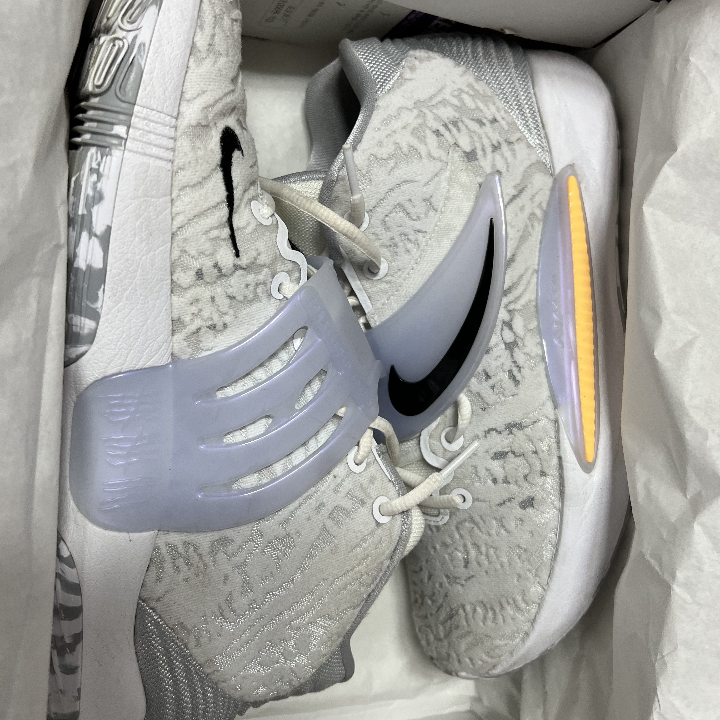 Nike KD 14 EP White Wolf Grey 착용 스타일 - 1