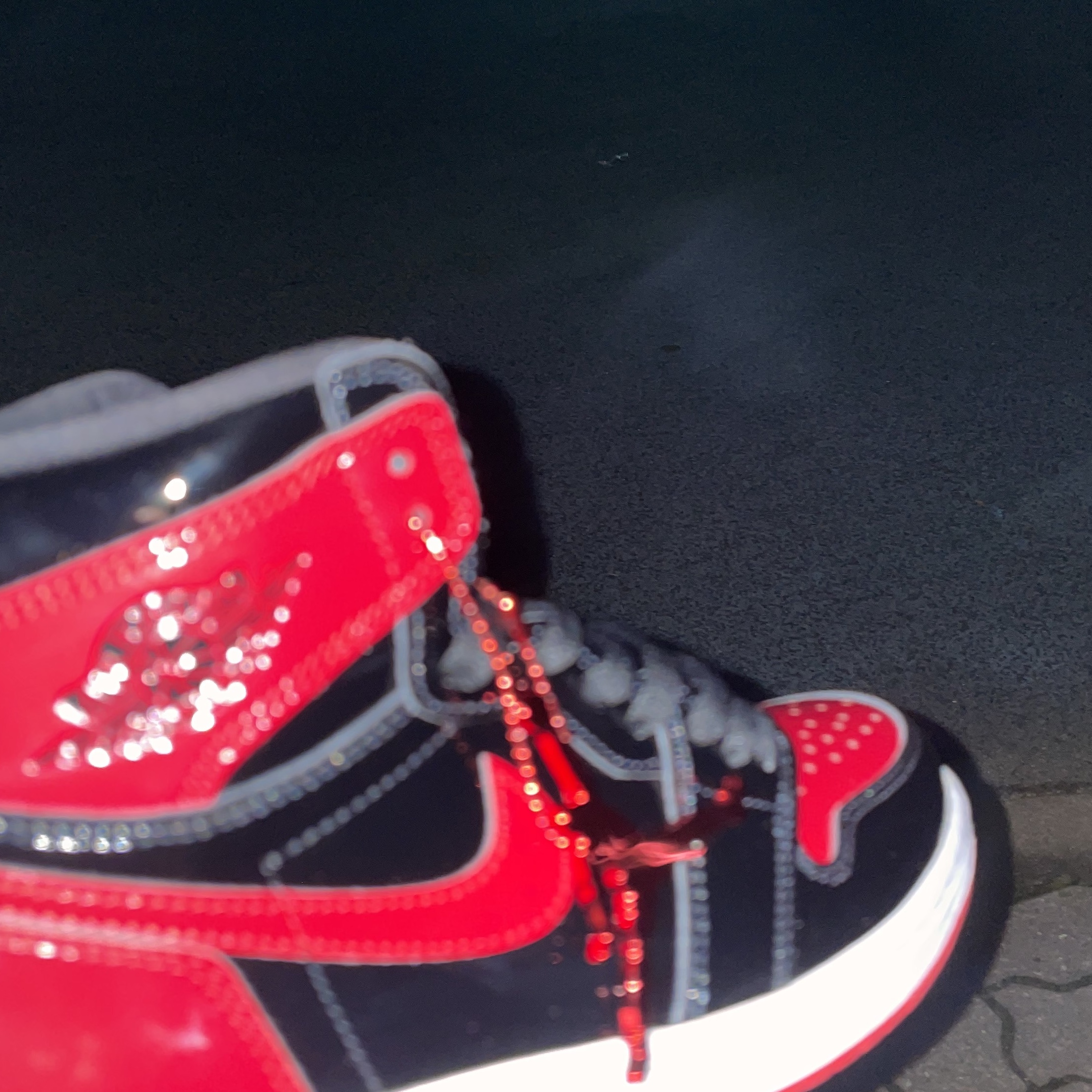 Jordan 1 Retro High OG Patent Bred 착용 스타일 - 2