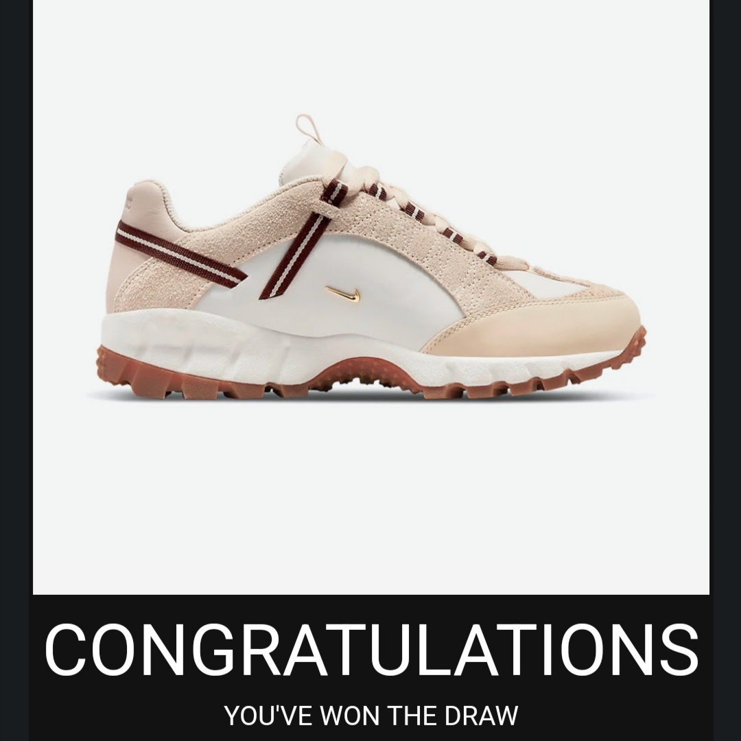 Nike x Jacquemus Air Humara LX Light Bone and Gold 착용 스타일