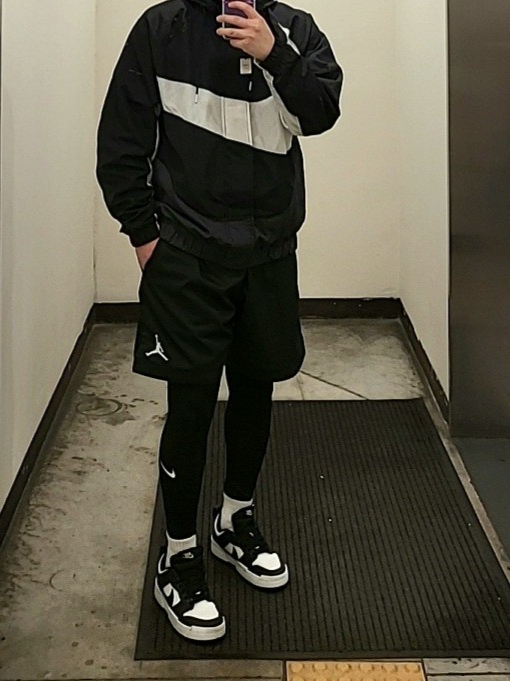 (W) Nike Dunk Low Disrupt Black White 착용 스타일