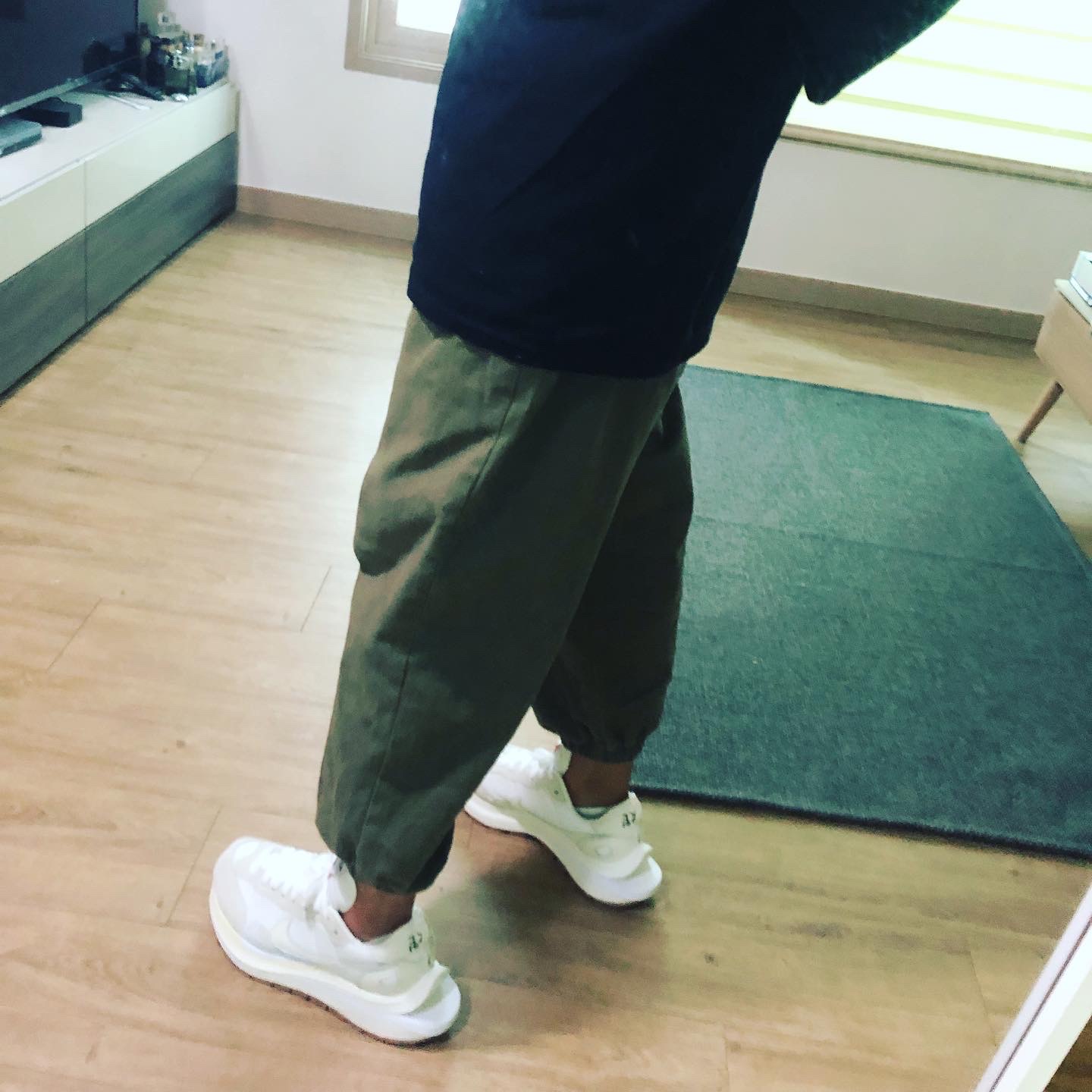 Nike x Sacai VaporWaffle White and Gum 착용 스타일 - 1