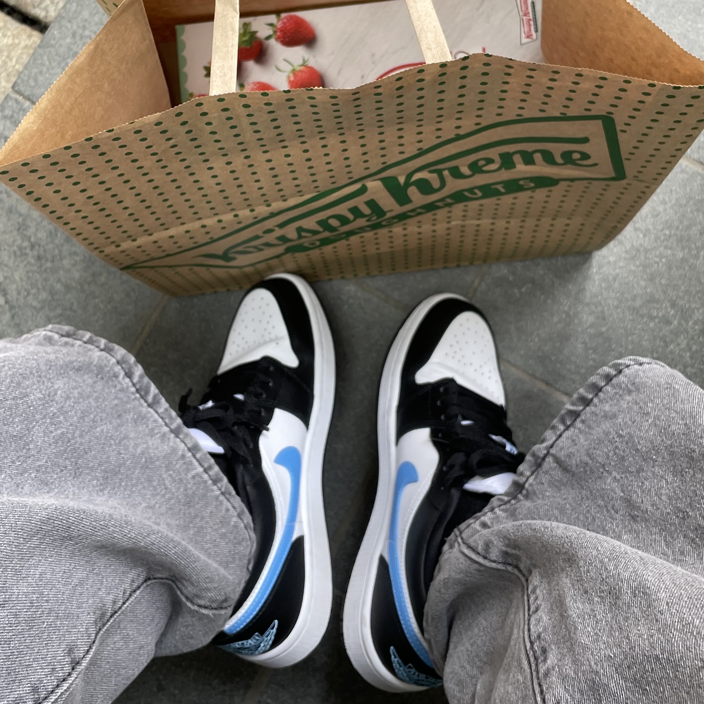 (W) Jordan 1 Low Black University Blue 착용 스타일