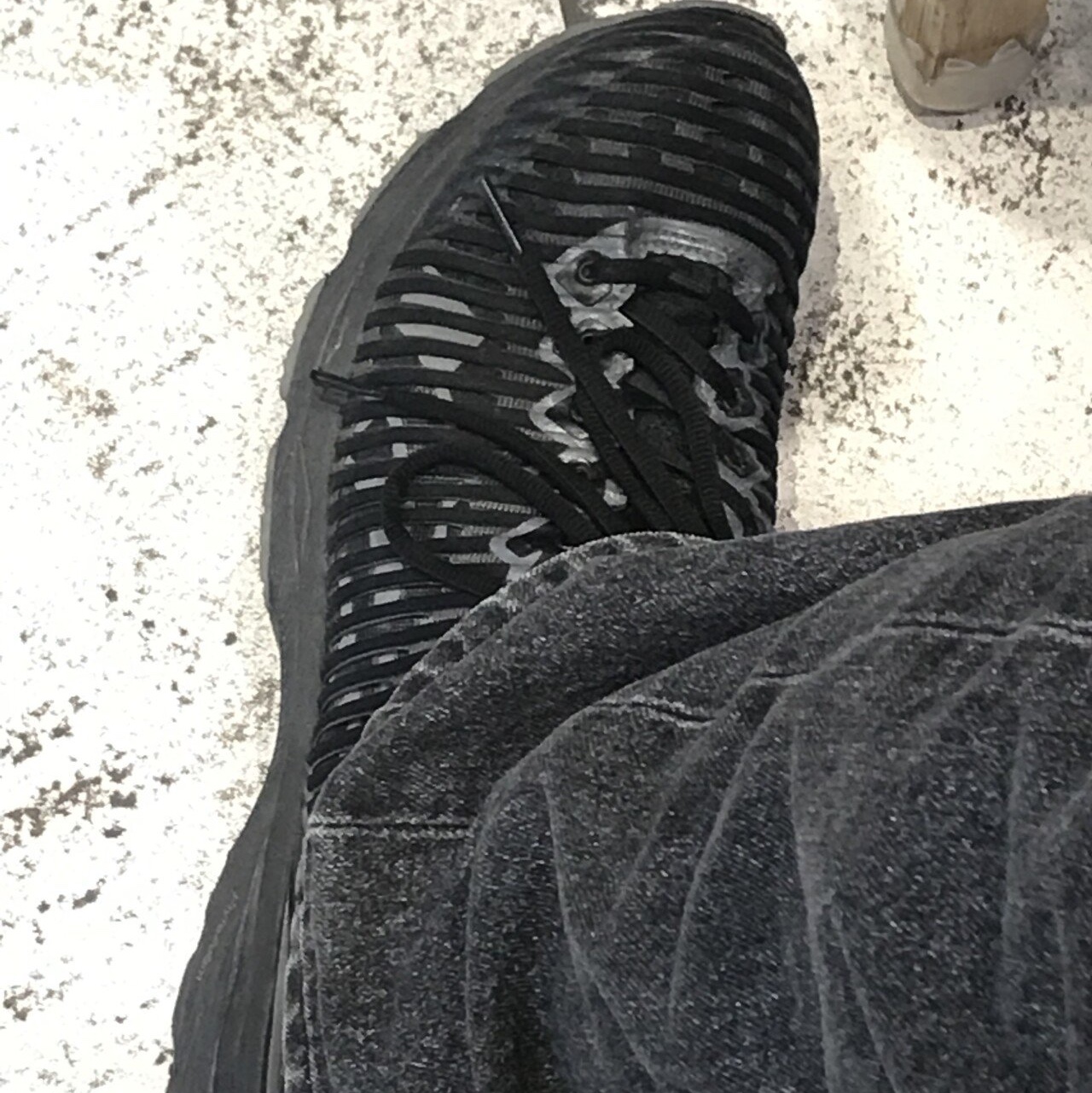 Asics x Kiko Kostadinov Gel-Delva 1 Black Steel 착용 스타일