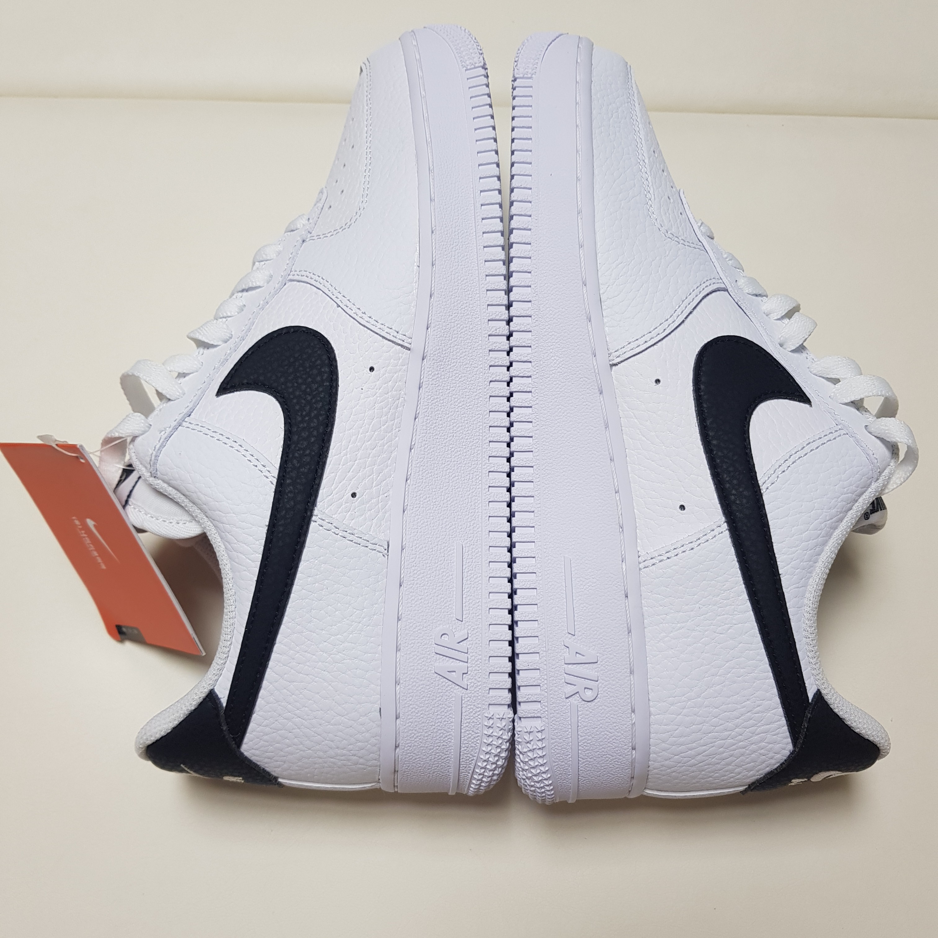 Nike Air Force 1 '07 White Black 착용 스타일 - 4