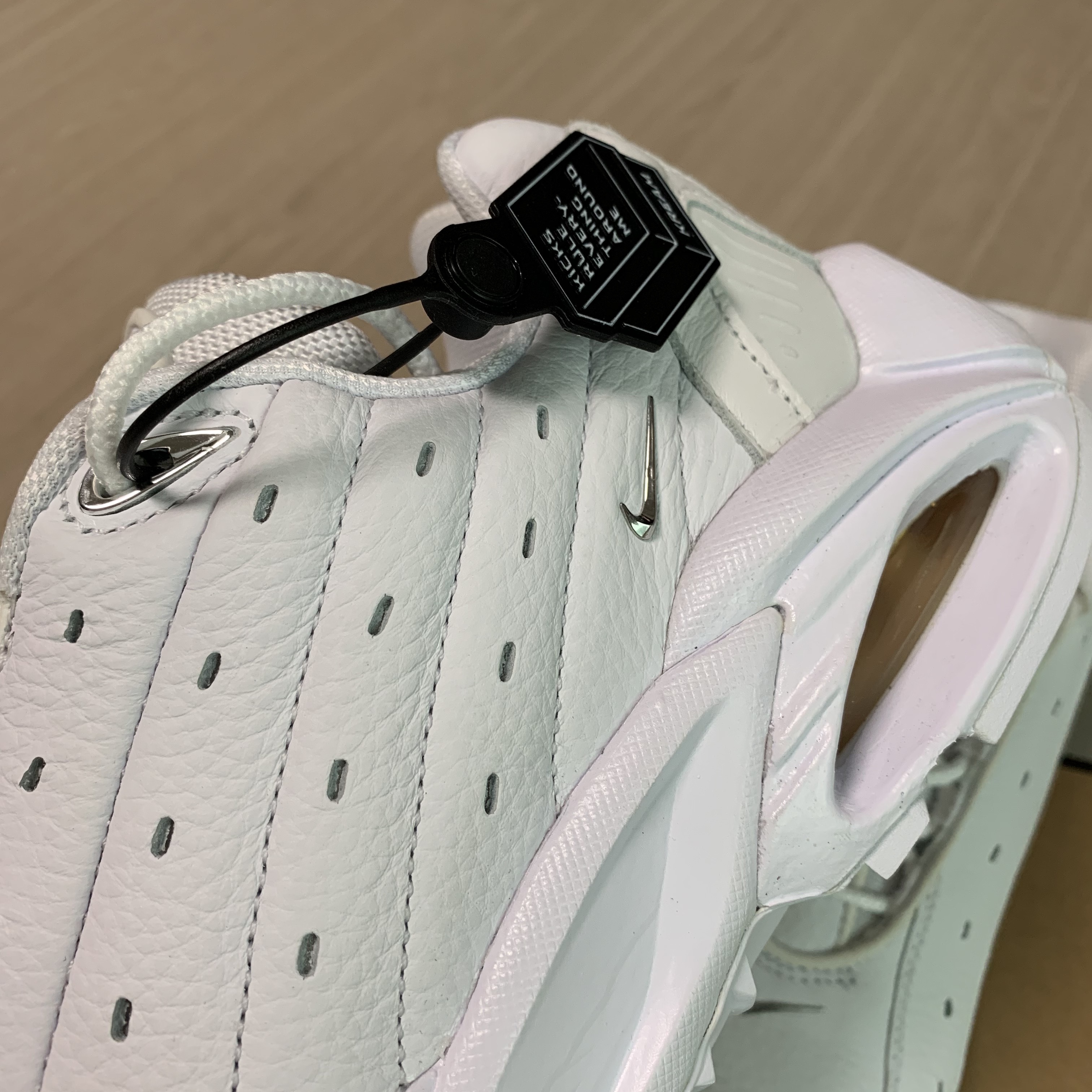 Nike x Drake Nocta Hot Step Air Terra Triple White 착용 스타일 - 3